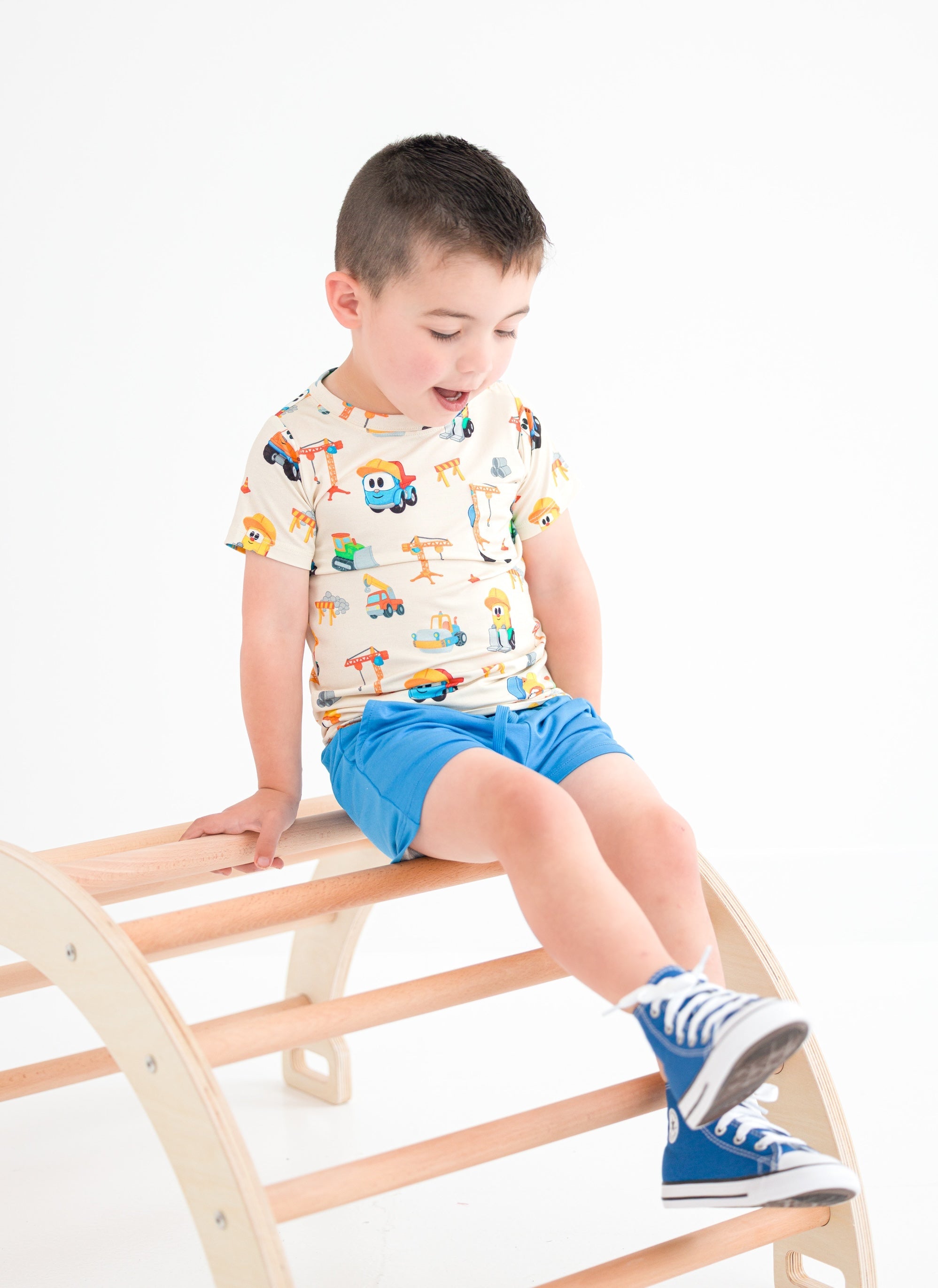 Leo The Truck™ - Construction Buddies T-shirt Set