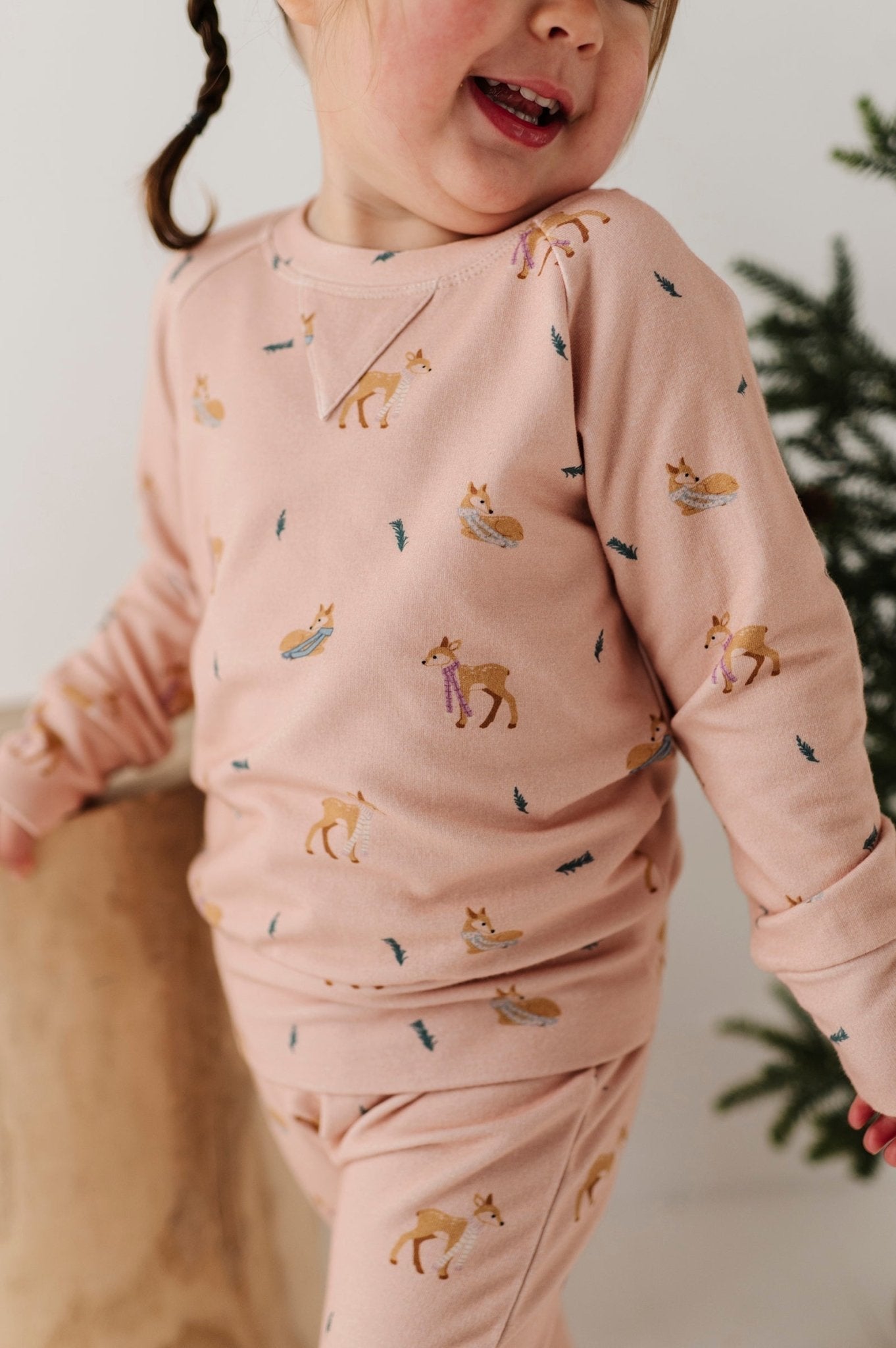 Girl's Raglan Sweatshirt