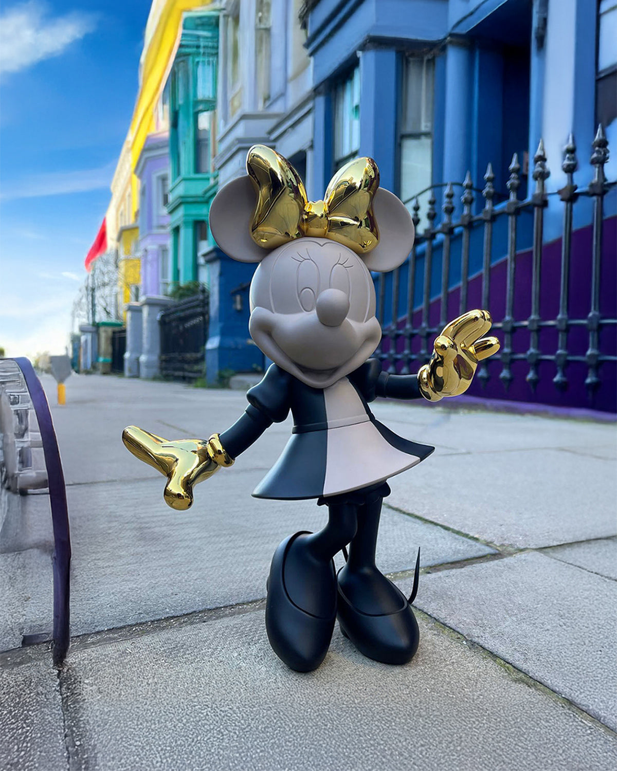 Minnie Mouse Hoppen Taupe, Black & Gold 12in