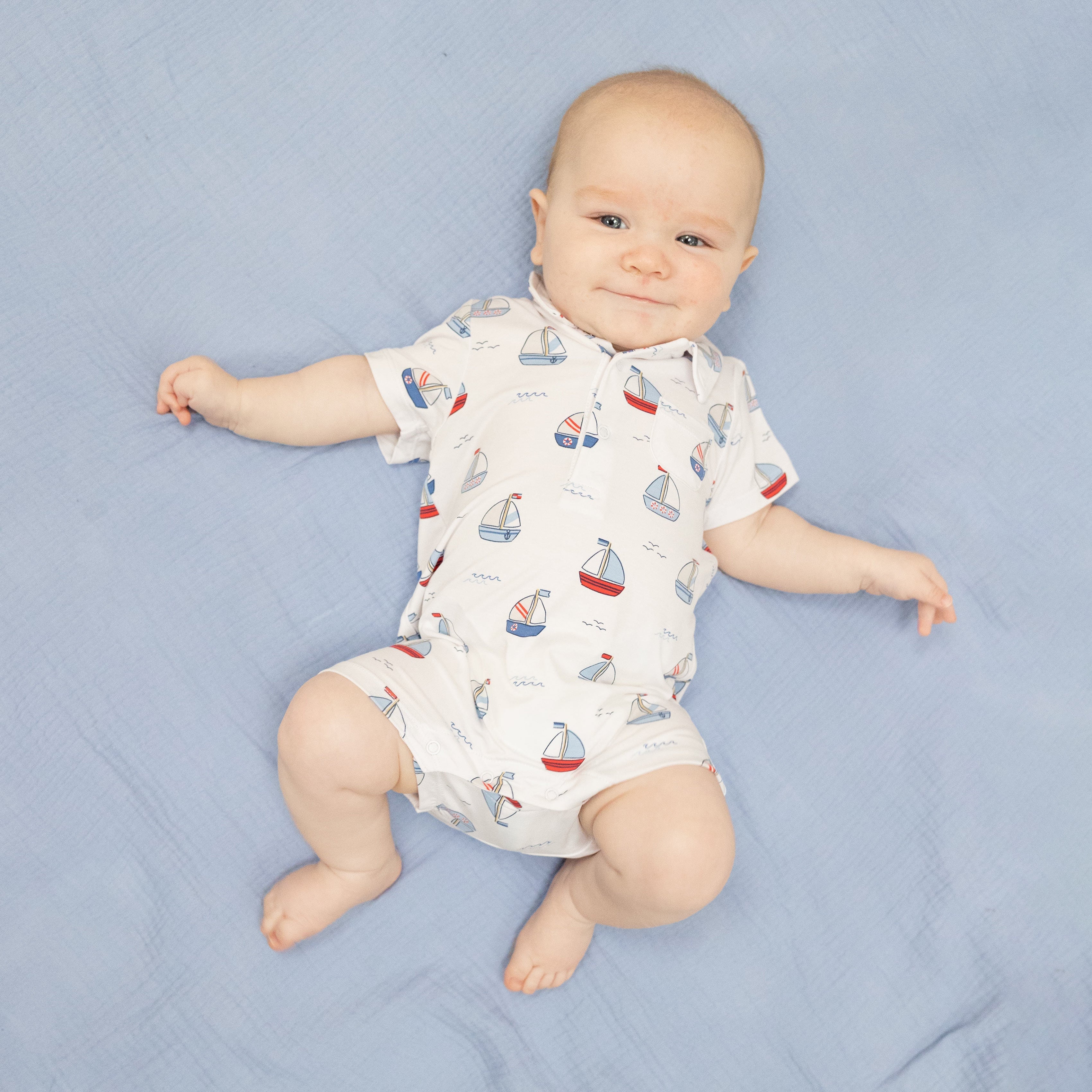 Bubbly Sailboats Blue - Polo Shortie