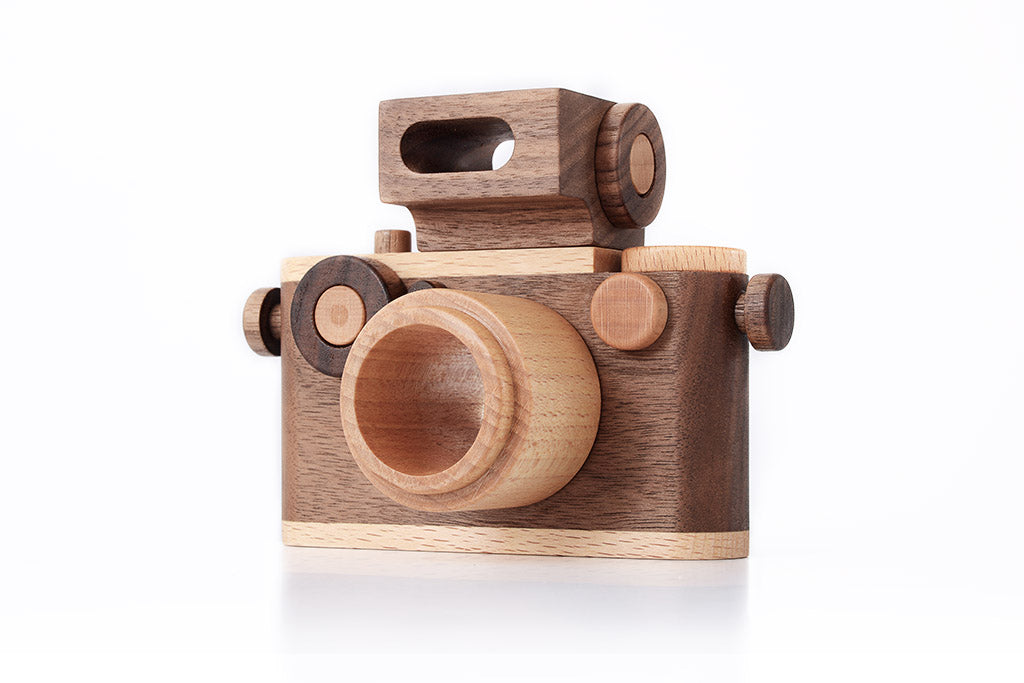 35mm Vintage Style Wooden Toy Camera - Walnut