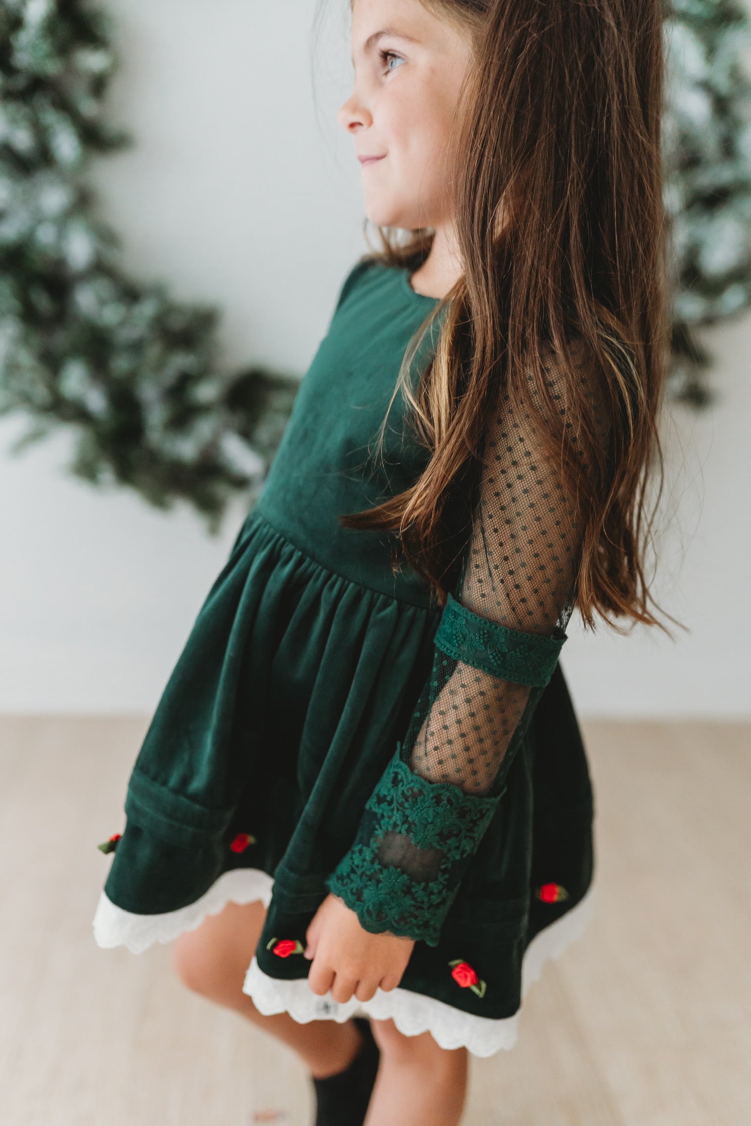 *preorder* Merry And Bright Lace Layering Shirt Bundle