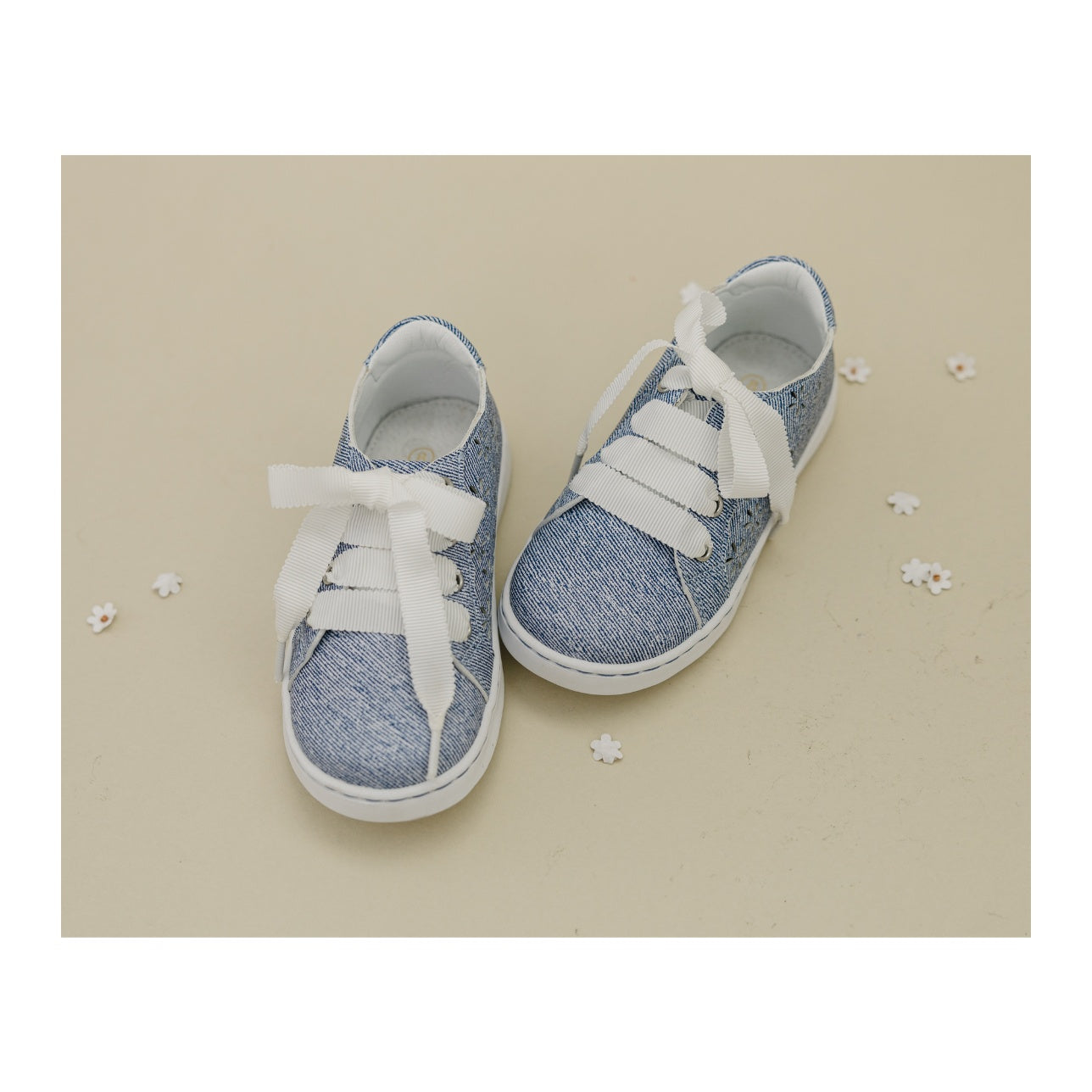 Denise Cut Out Sneaker