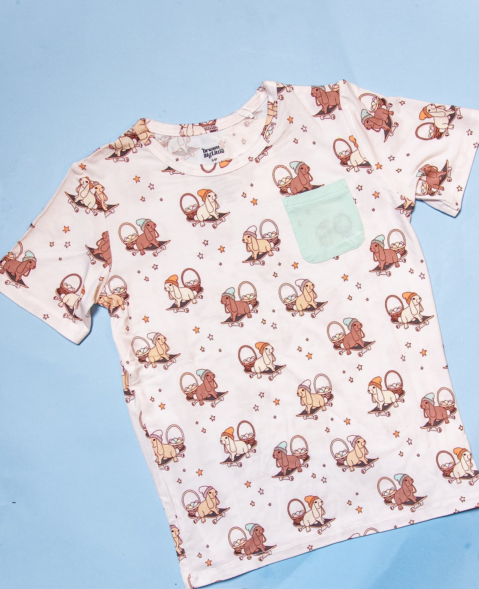 Skating Egg Hunt Dream Pocket Tee