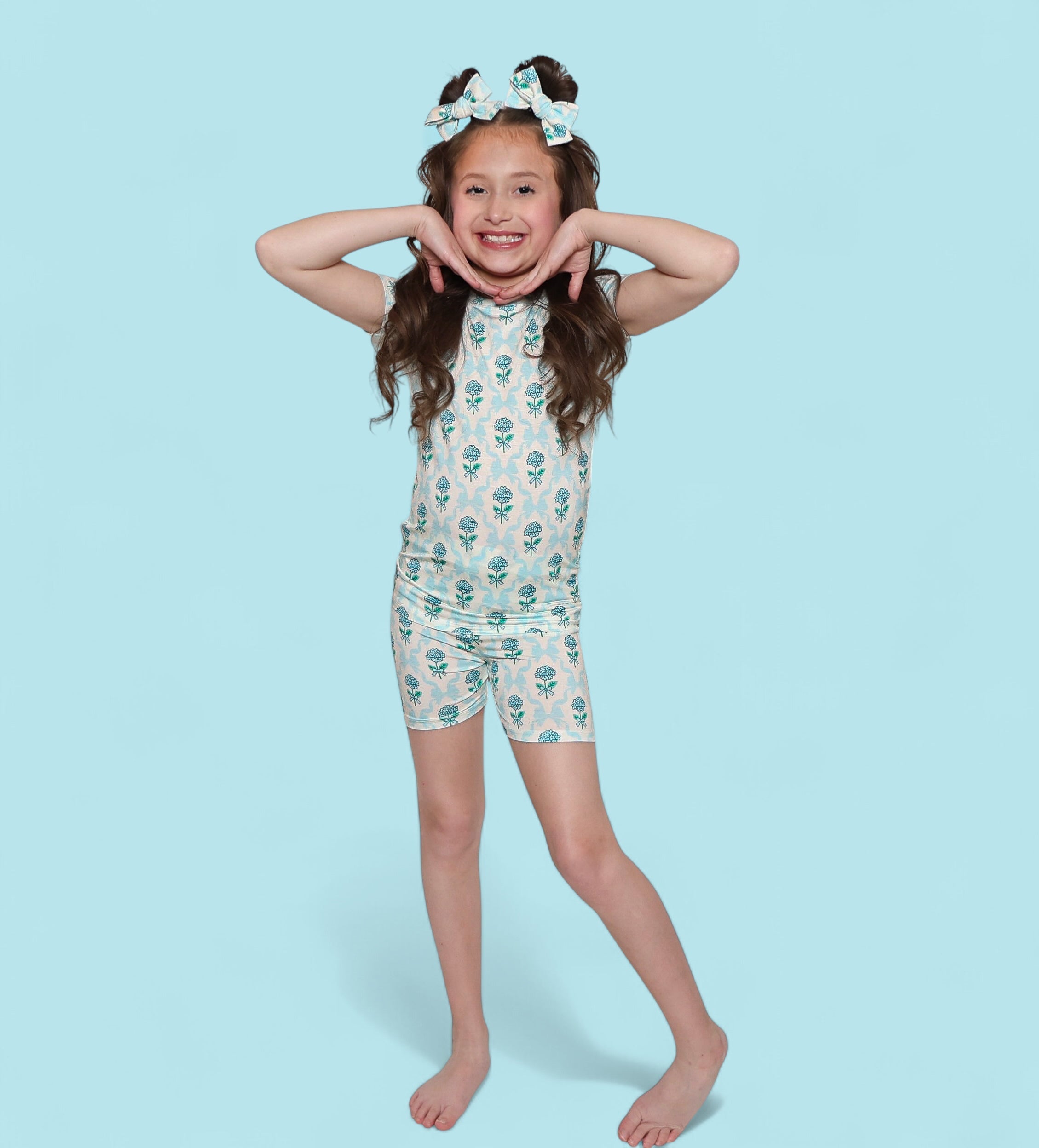 Blue Ribbon Blooms Dream Short Set