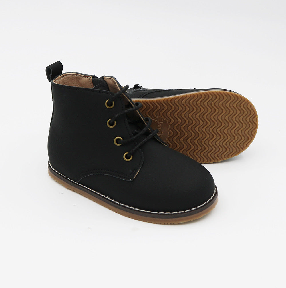 𝐂𝐎𝐌𝐁𝐀𝐓 𝐁𝐎𝐎𝐓𝐒 - Black