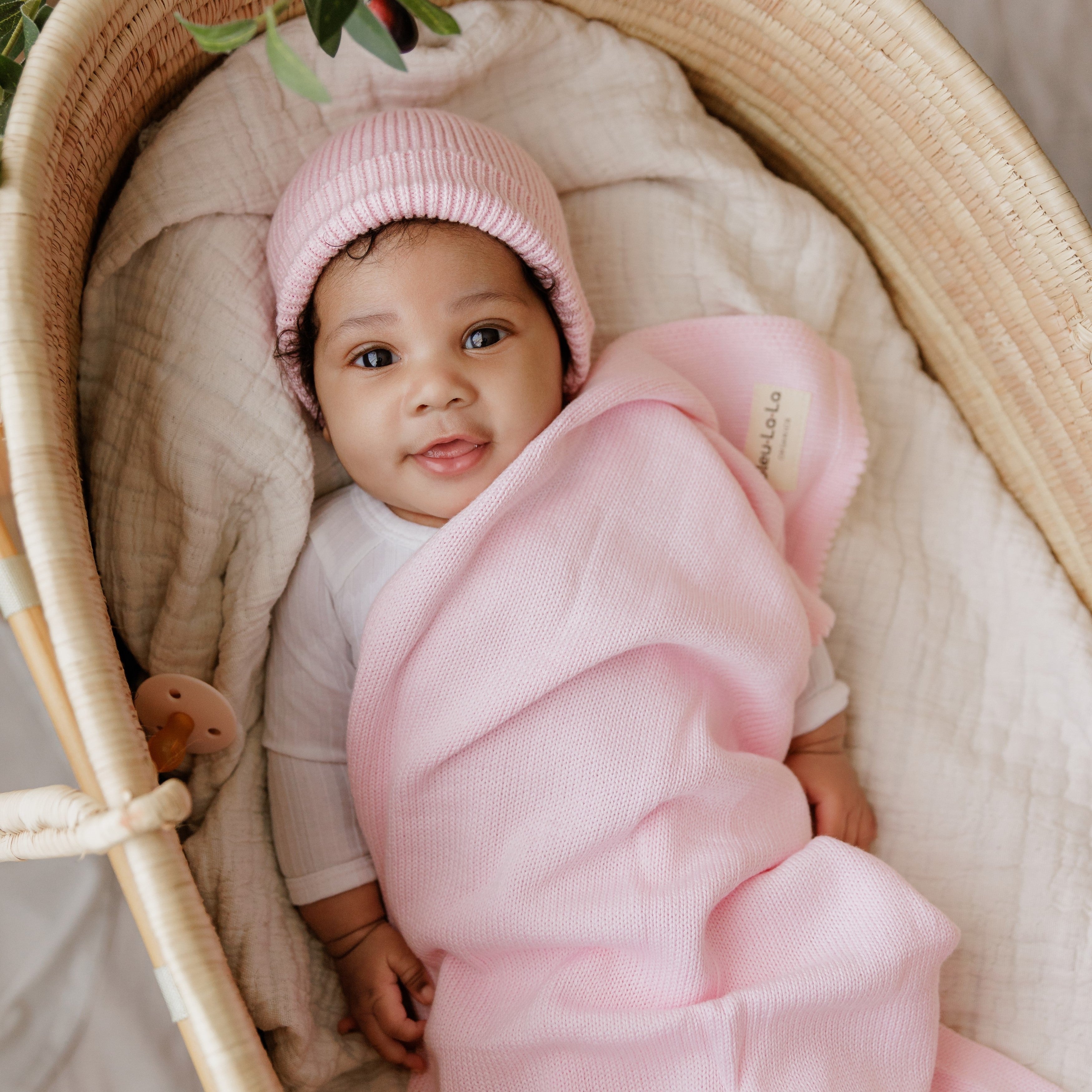 Luxe Collection 100% Organic Cotton Luxury Knit Baby Blanket + Hat Set With Gift Box