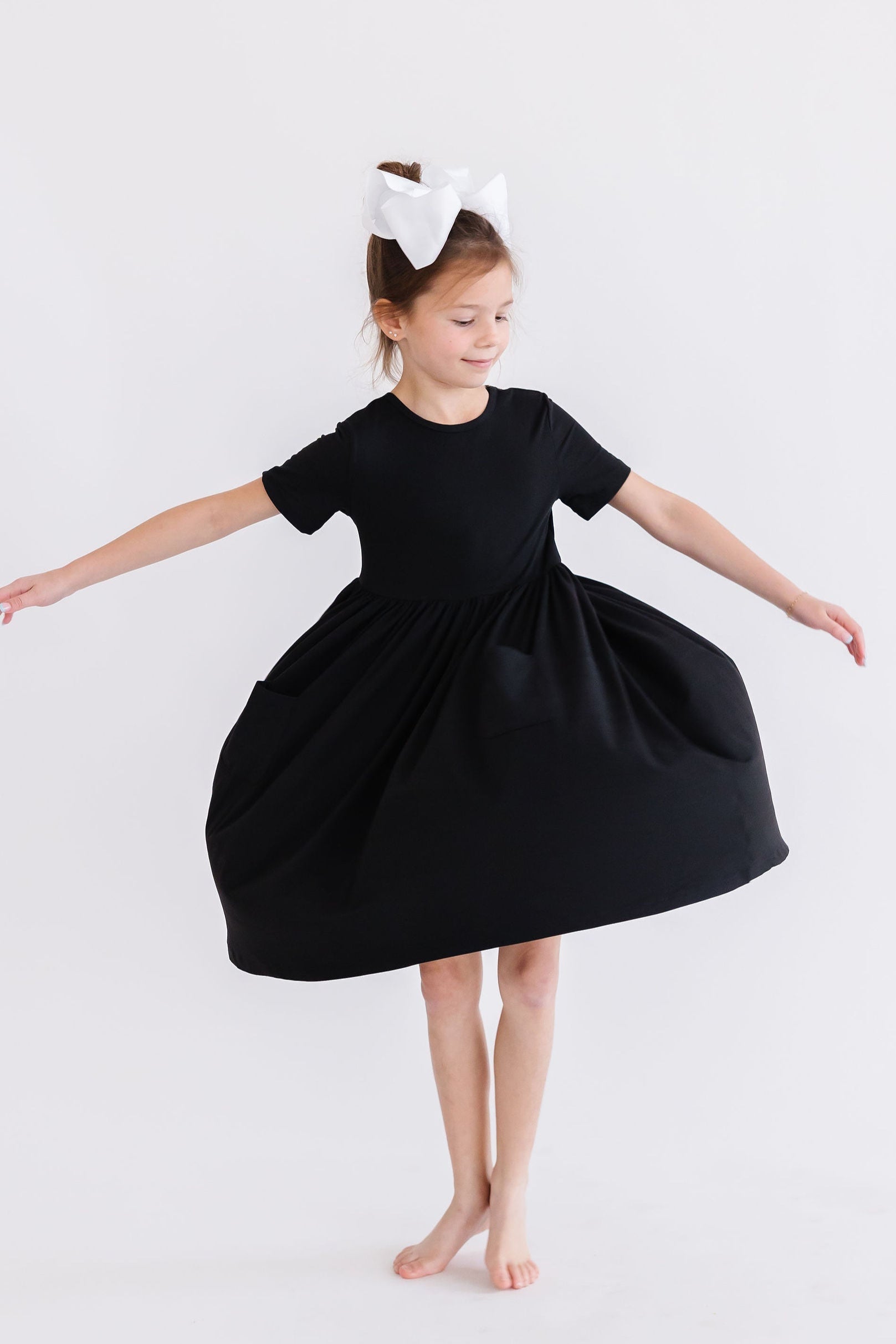Black S/s Pocket Twirl Dress