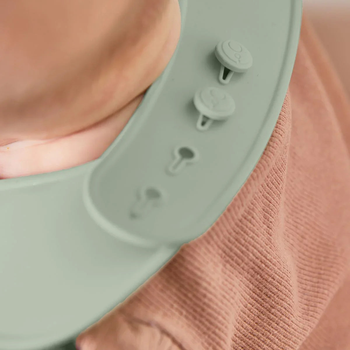 Silicone Bib - Blush