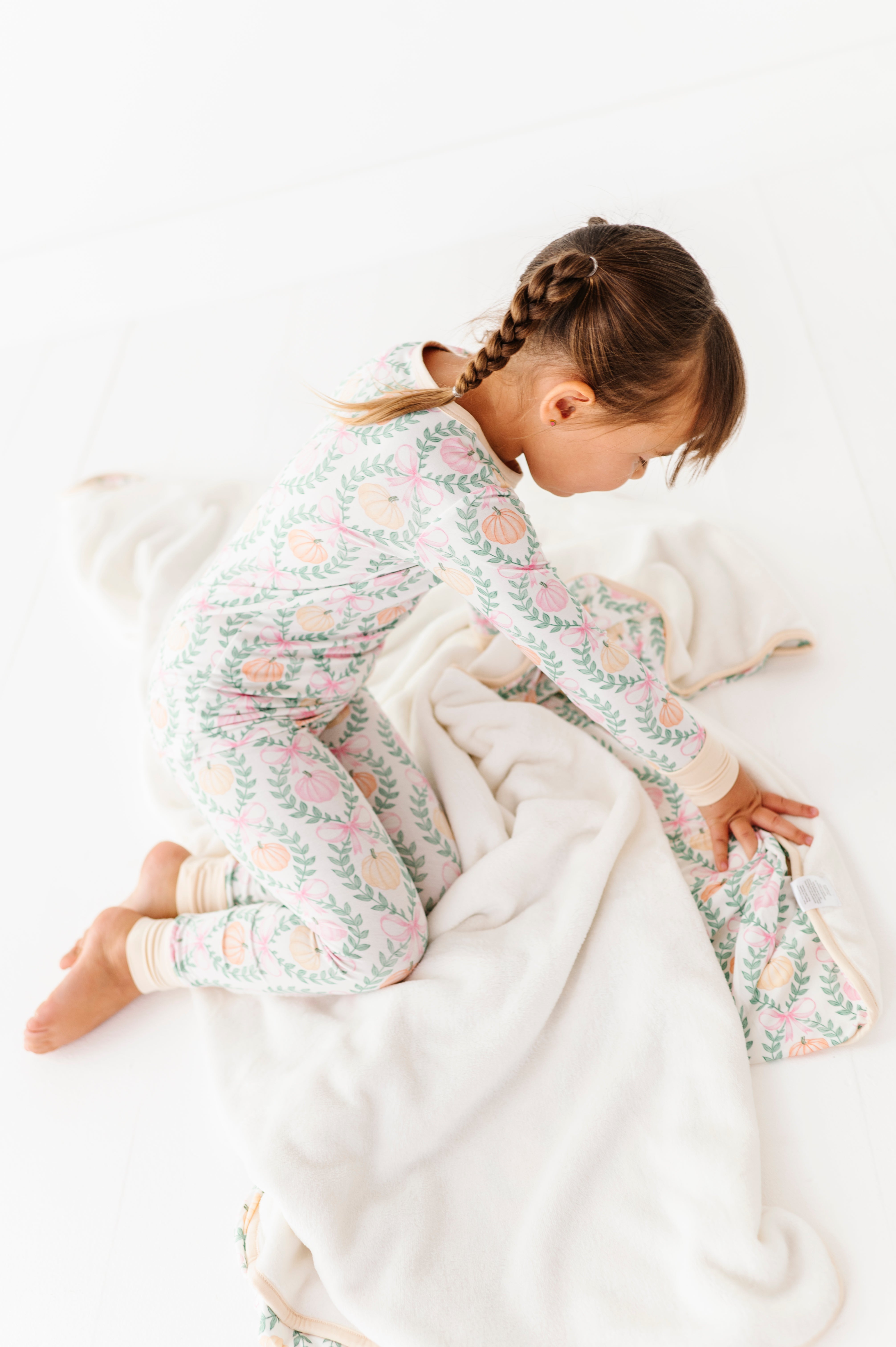 Amber Plush Toddler Blanket