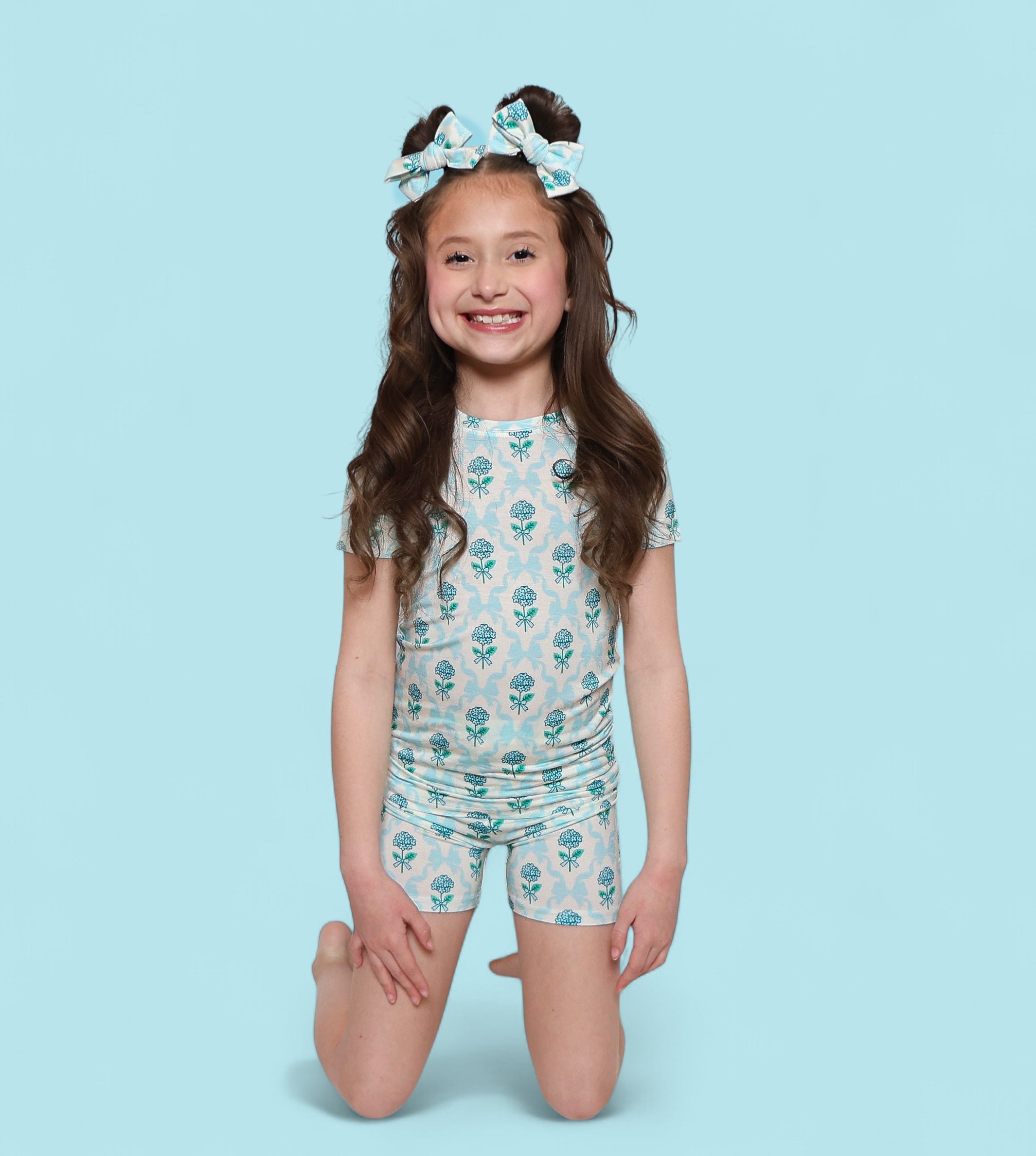 Blue Ribbon Blooms Dream Short Set