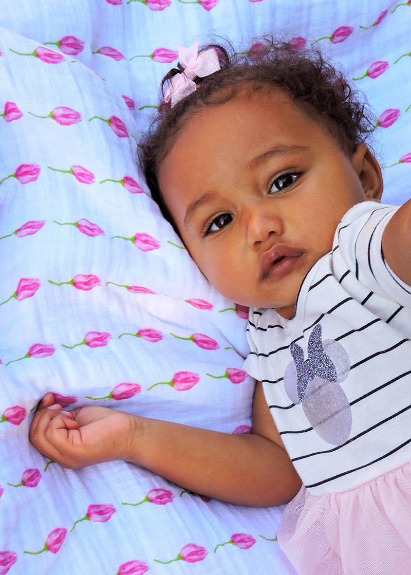 ORGANIC SNUG BLANKET - LOTUS