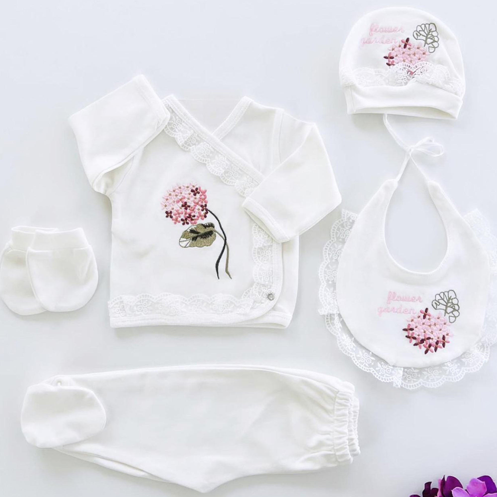 Bloom Floral Newborn Baby Outfit Set (5 Pcs)
