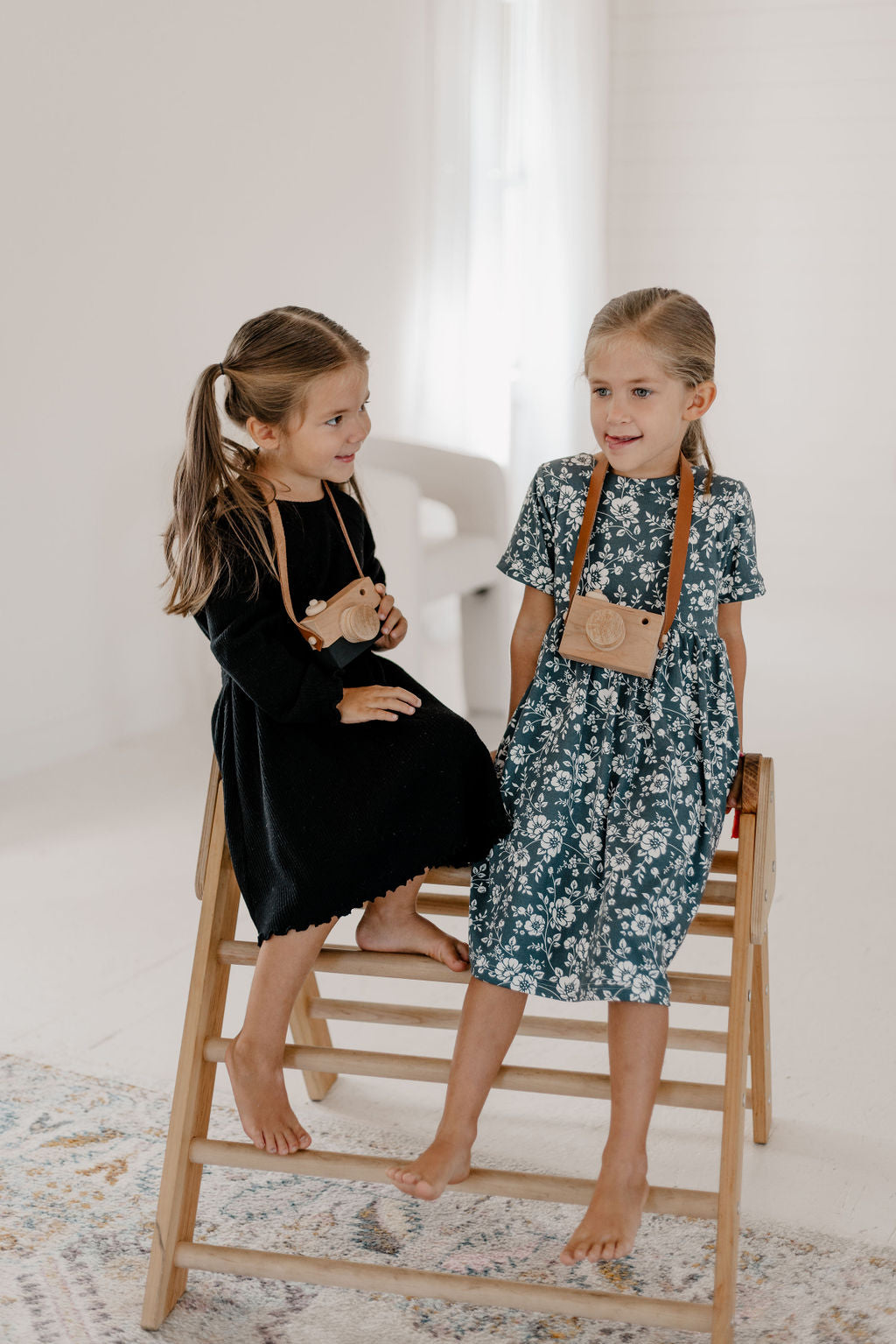 Wood & Leather Camera/play Camera/wooden Play Camera/toddler Camera