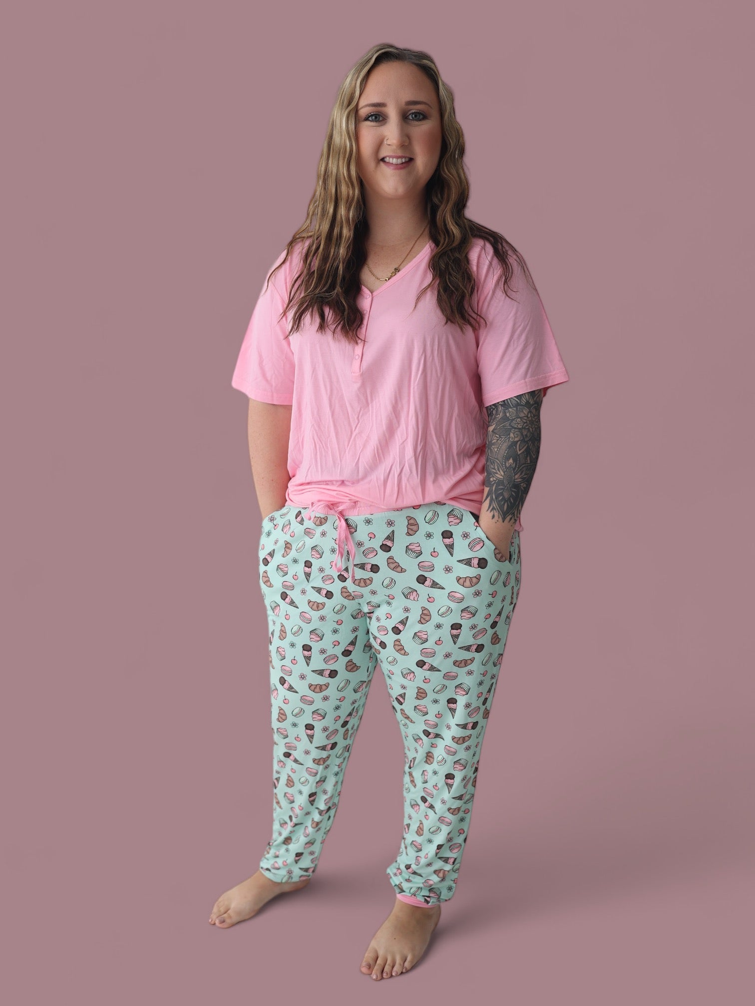 Exclusive Berry Cute Bakery Women’s Jogger Dream Set
