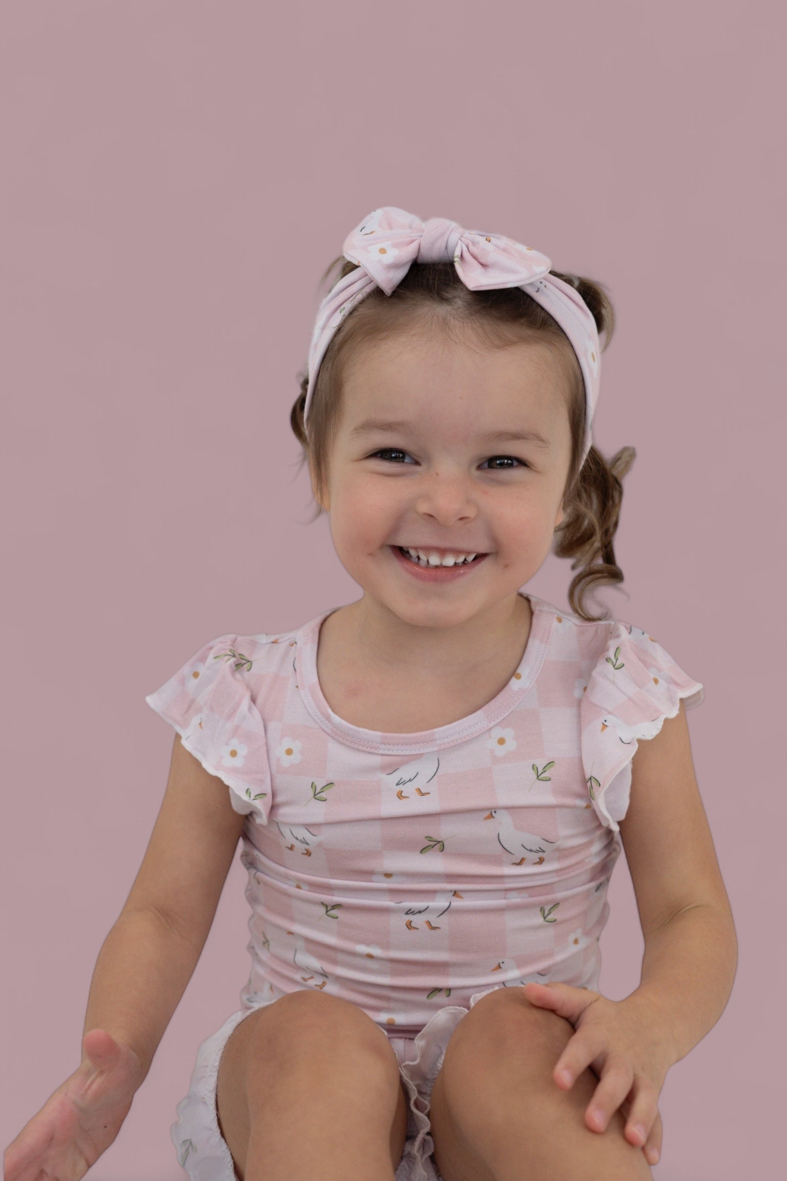 Exclusive Ducks And Daisies Dream Bow