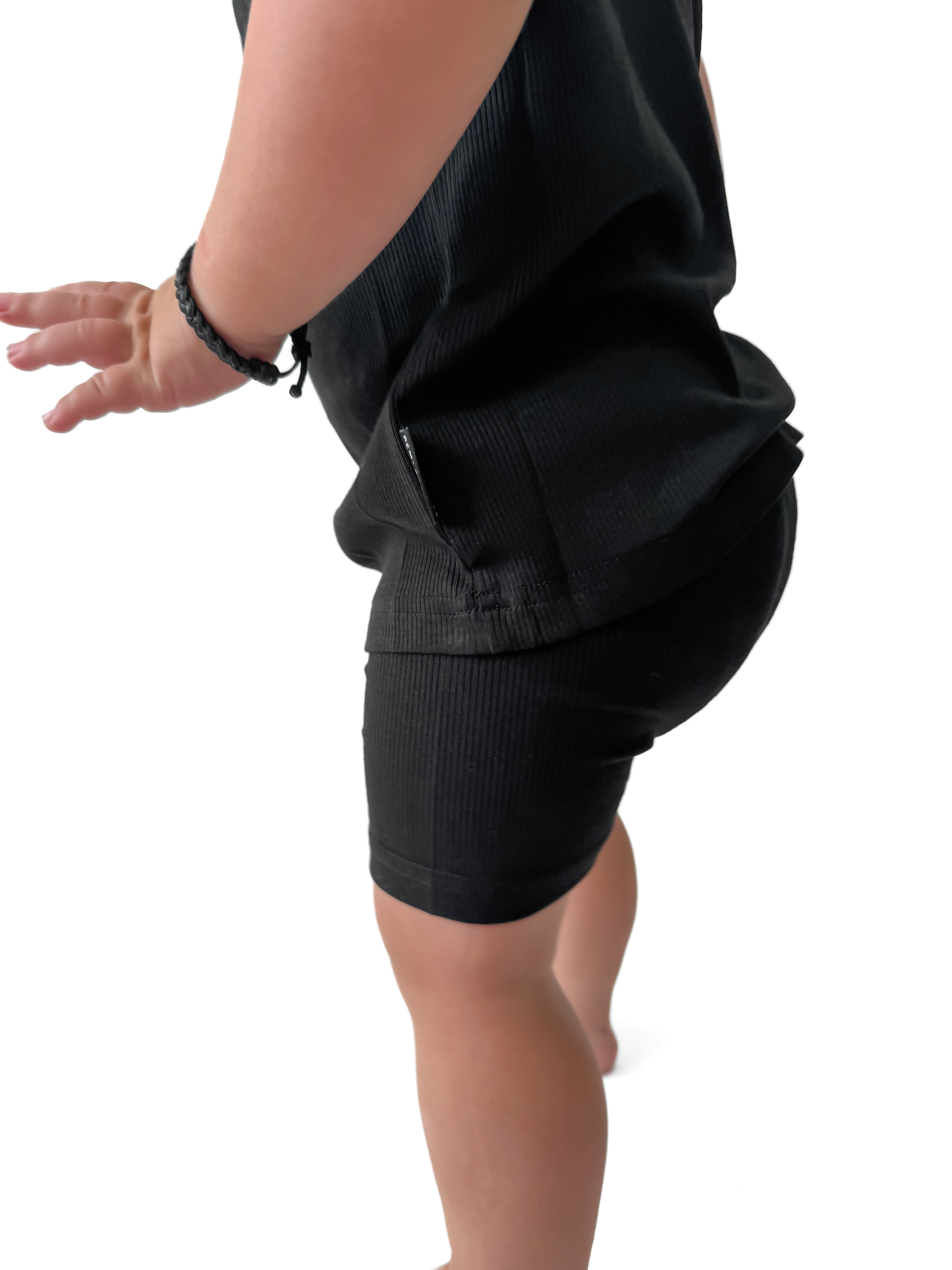 Bamboo Ribbed Pocket Tank - Black