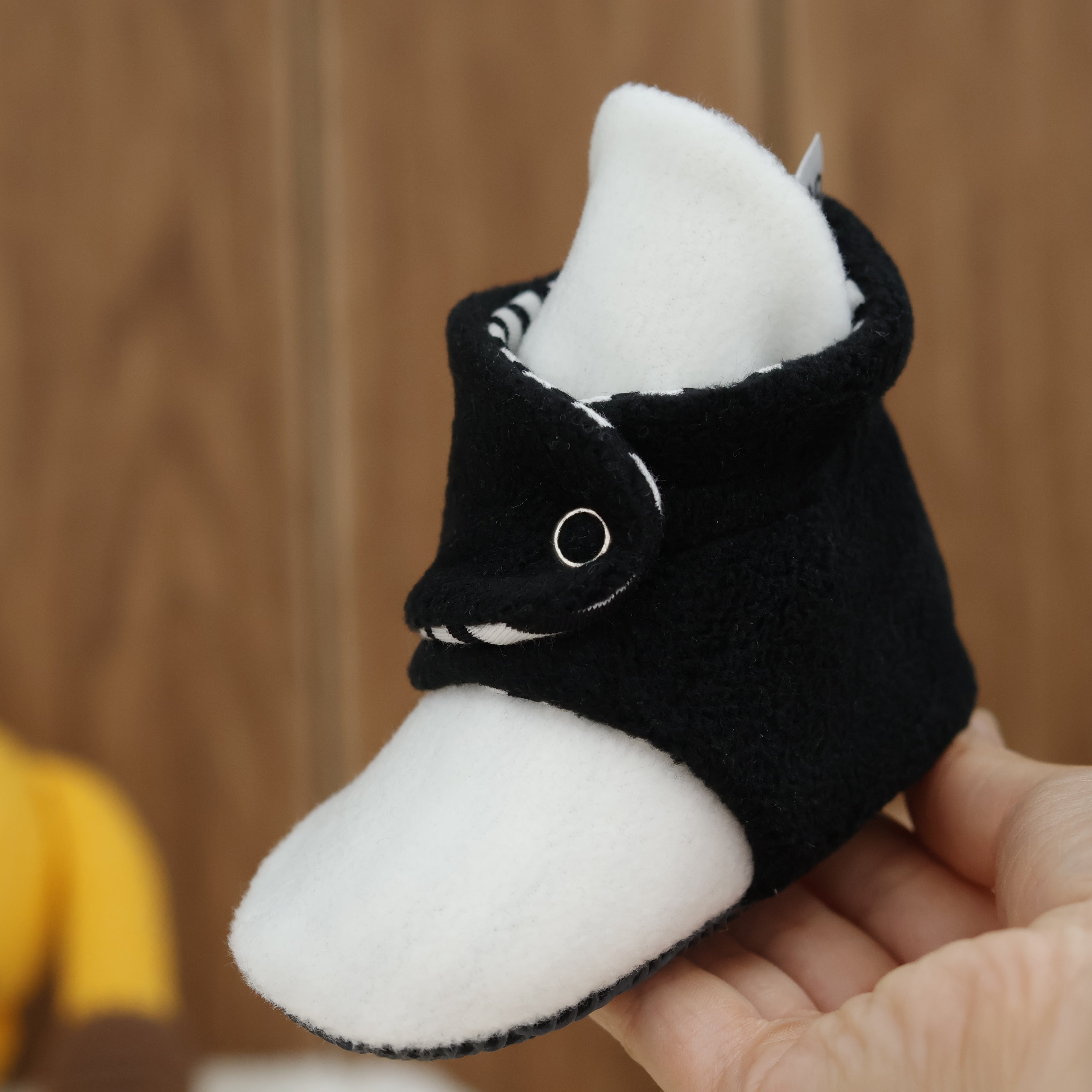 Anti-slip Sole, Fleece Baby Booties, Newborn Home Booties, Sweat Proof Organic Cotton Lining, Black White