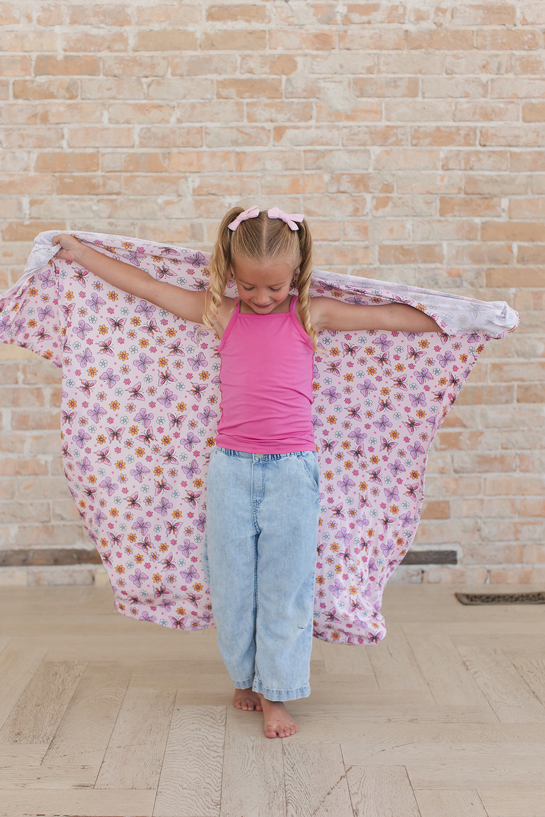 Pink Monarch - Bamboo Tank