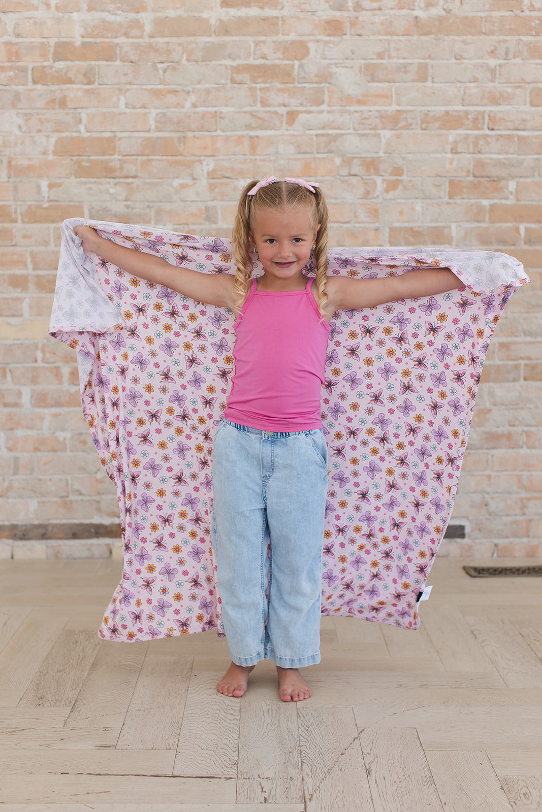 Pink Monarch - Bamboo Tank