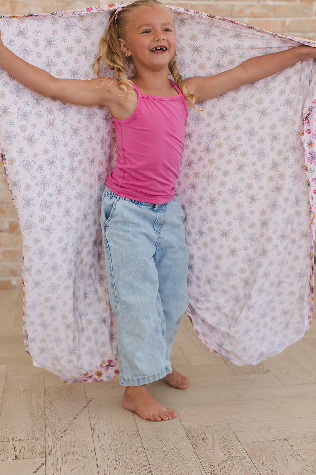 Pink Monarch - Bamboo Tank