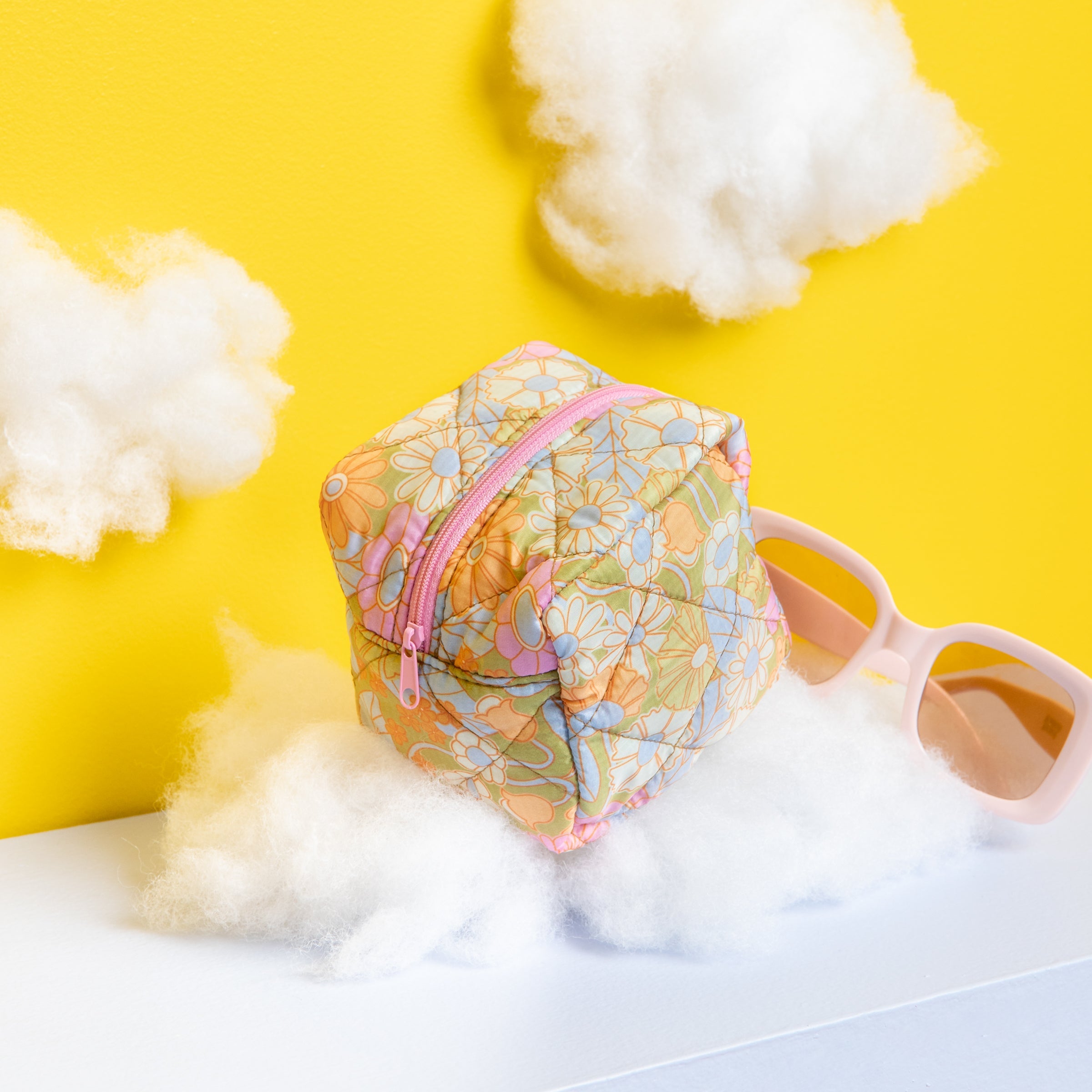 Gatherin' Flowers Puffy Mod Pouch