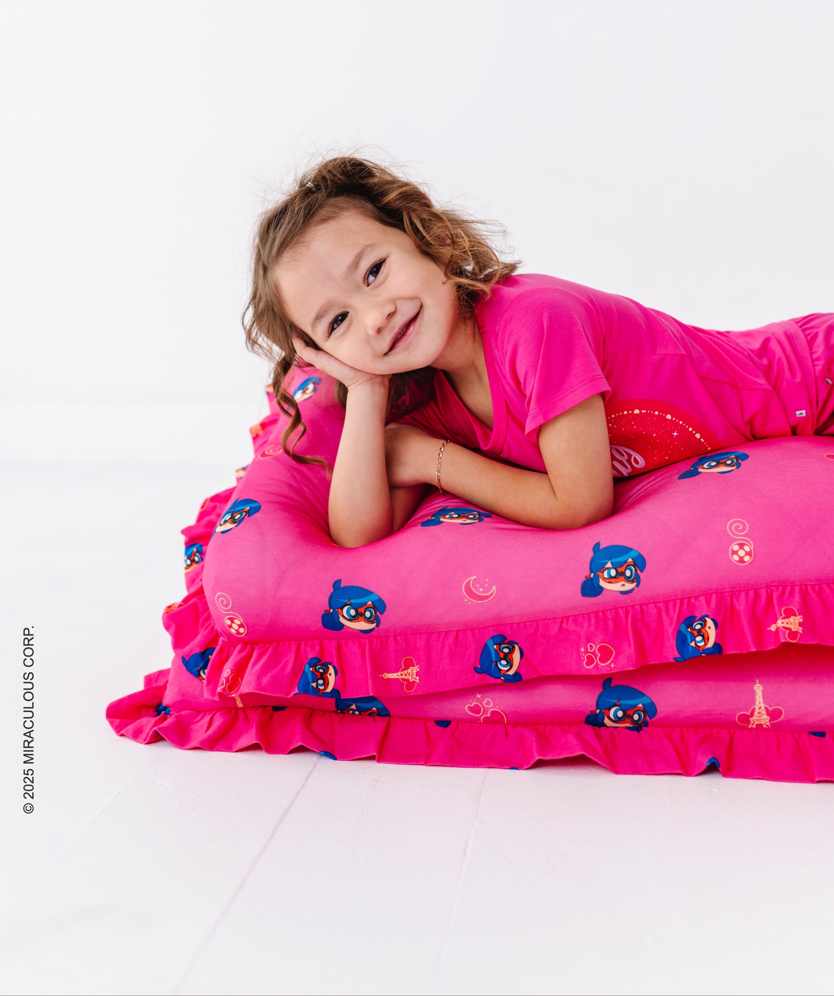 Miraculous™ Chibi Zipper Pillowcase Set: Ladybug
