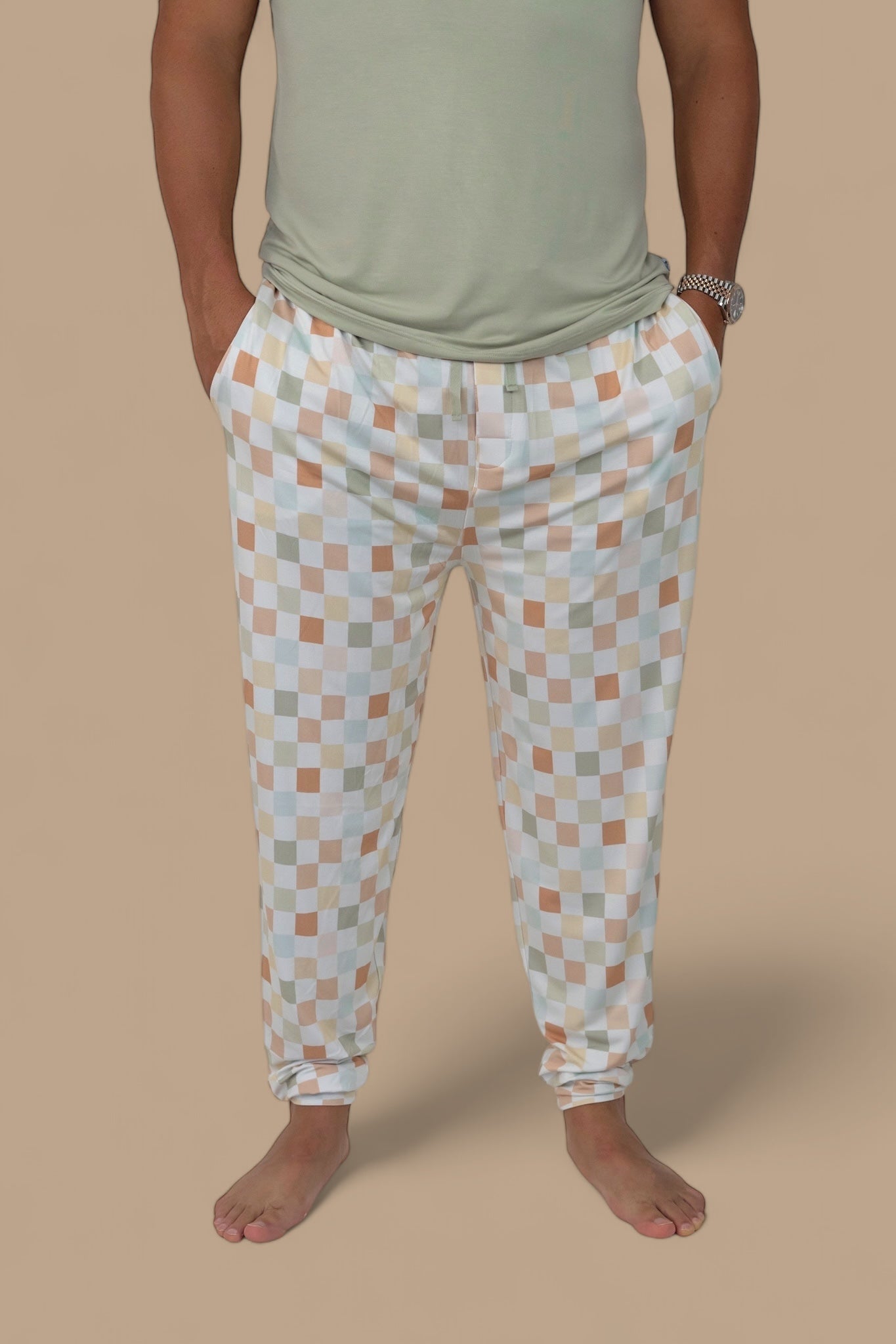 Muted Checkers Short Sleeve Men's Dream Jogger Set