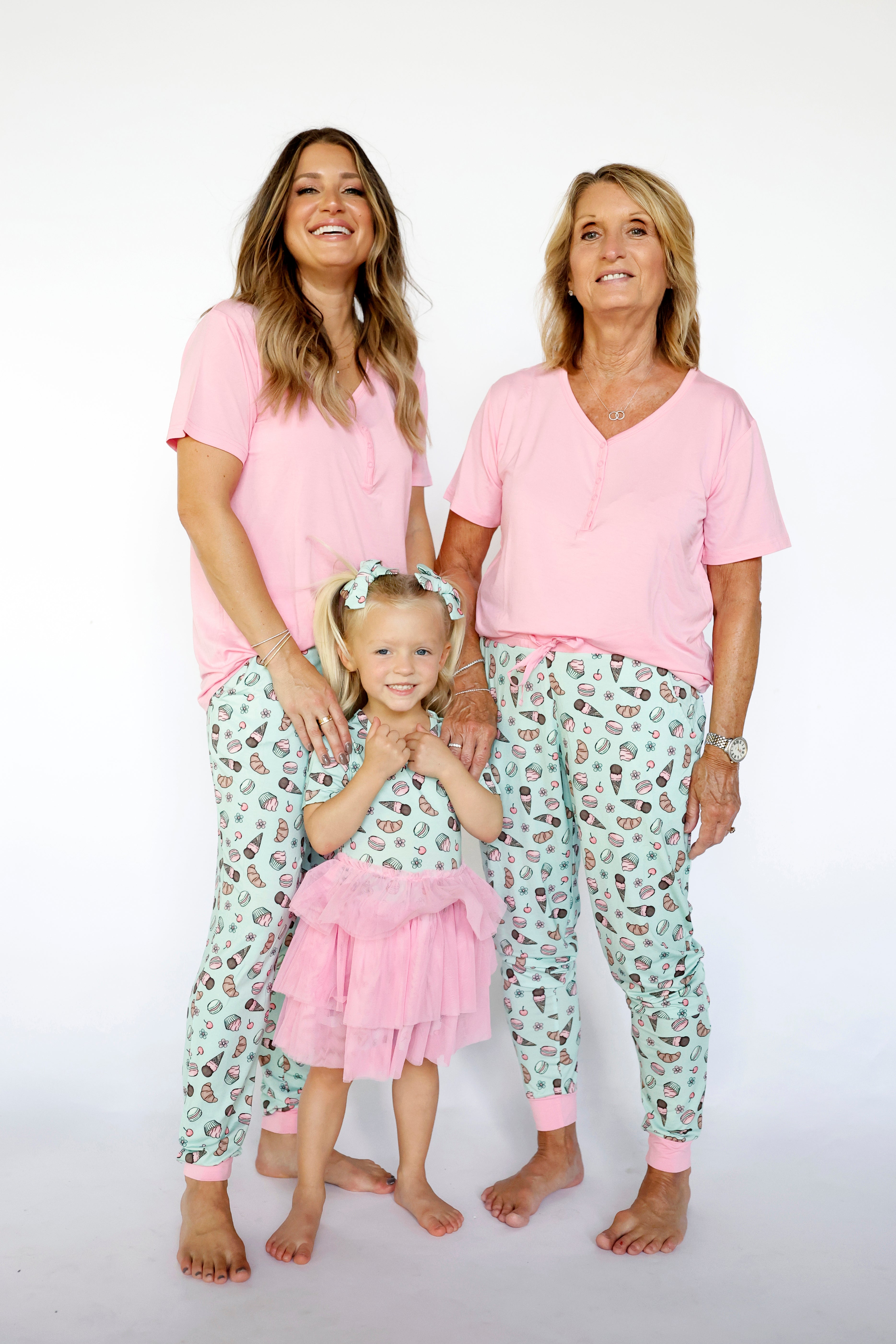 Exclusive Berry Cute Bakery Women’s Jogger Dream Set