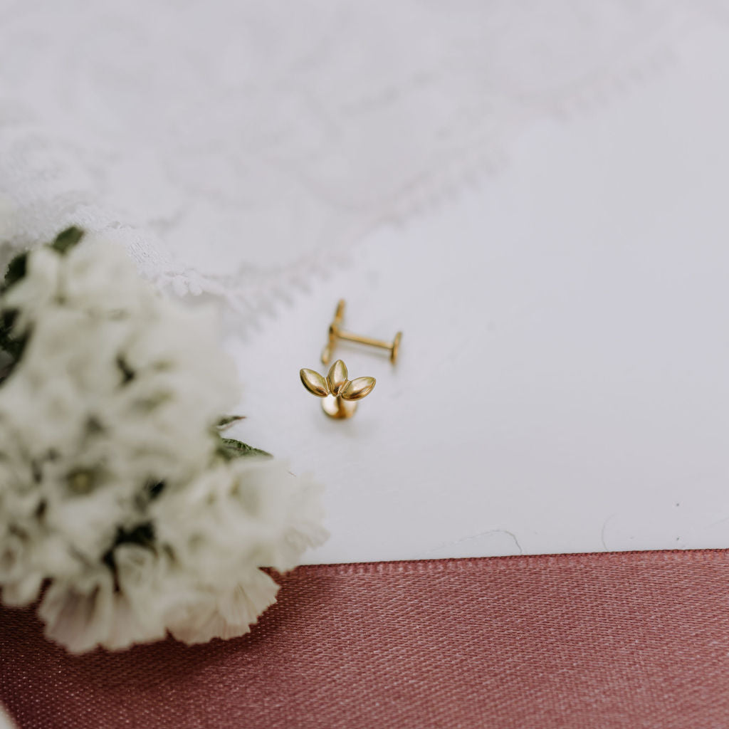 Lotus Flat Back Studs