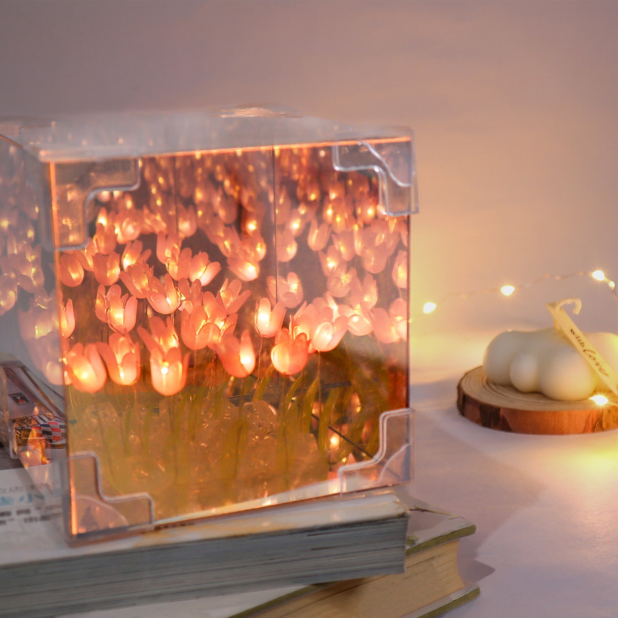 Tulip Mirror Led Night Light - Pink