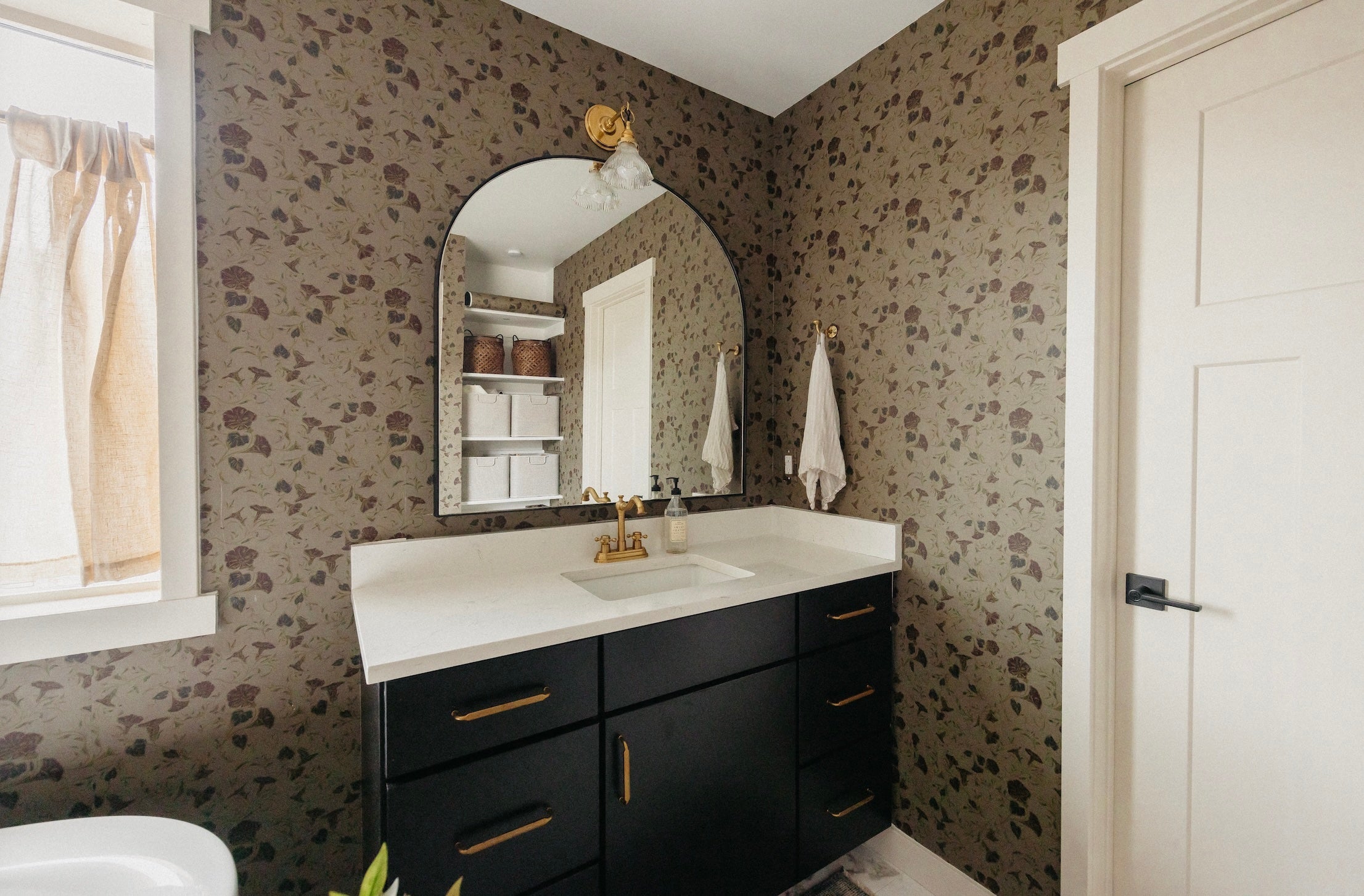 Hawthorne Bloom Wallpaper By Safari Natalia X Taddy Mikelaites