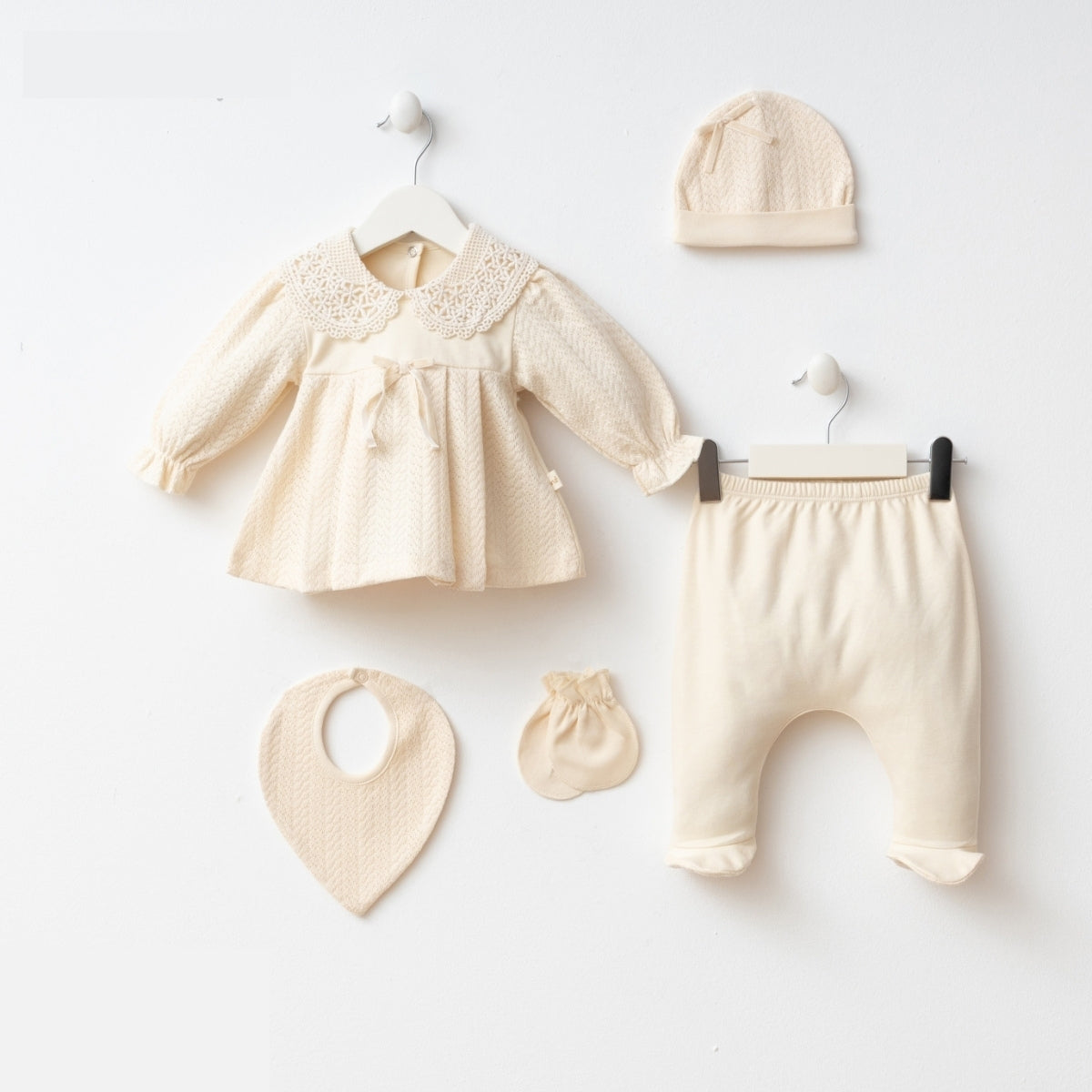 Cream Lace Collar Newborn 5-piece Set
