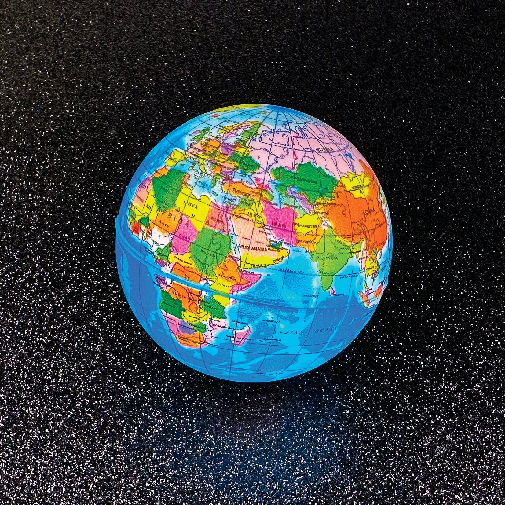 Slow Rise Globe Balls - 24 Per Display
