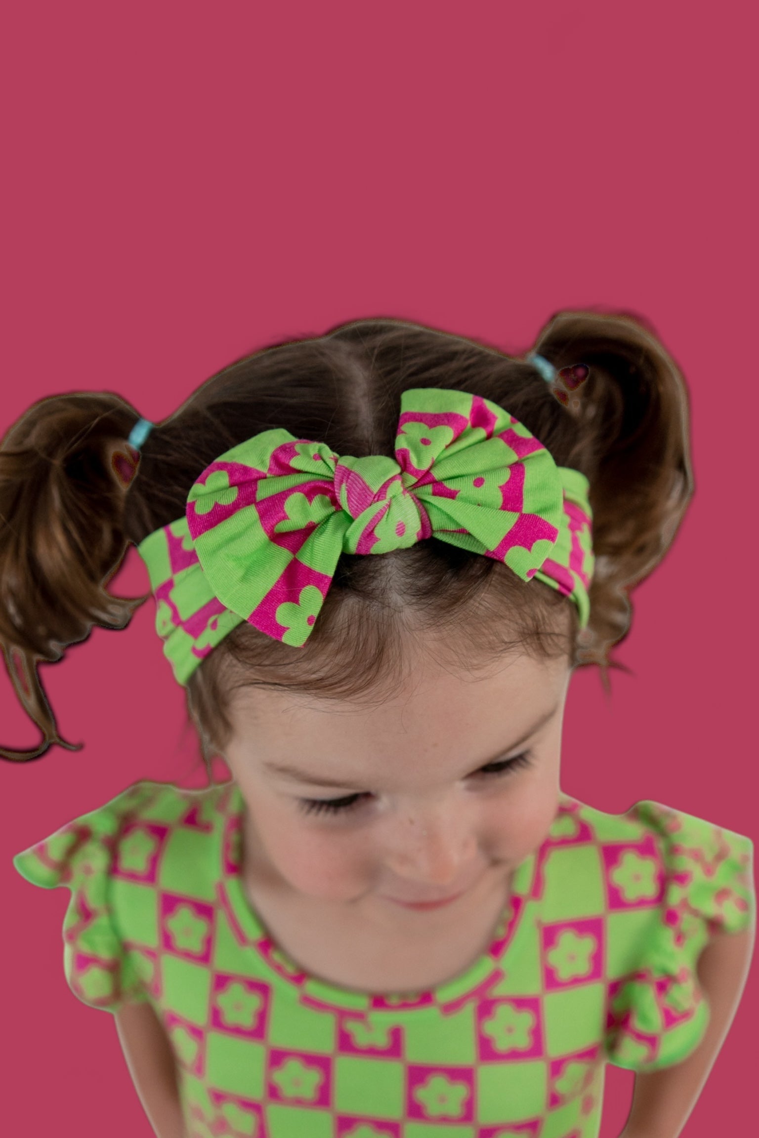 Wild Daisy Checkers Dream Bow