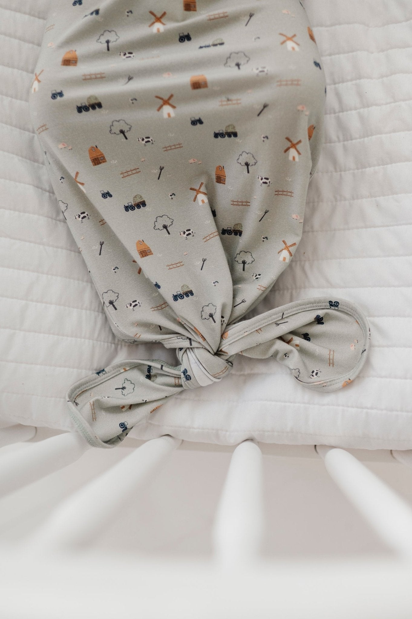 Knotted Sleeper Set