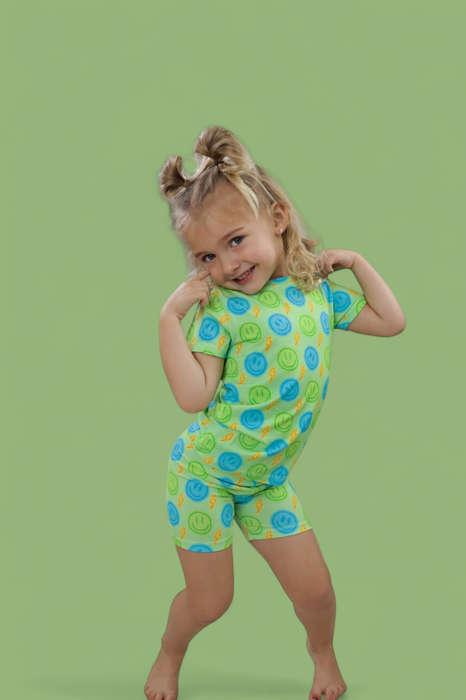 Neon Smiles Dream Short Set