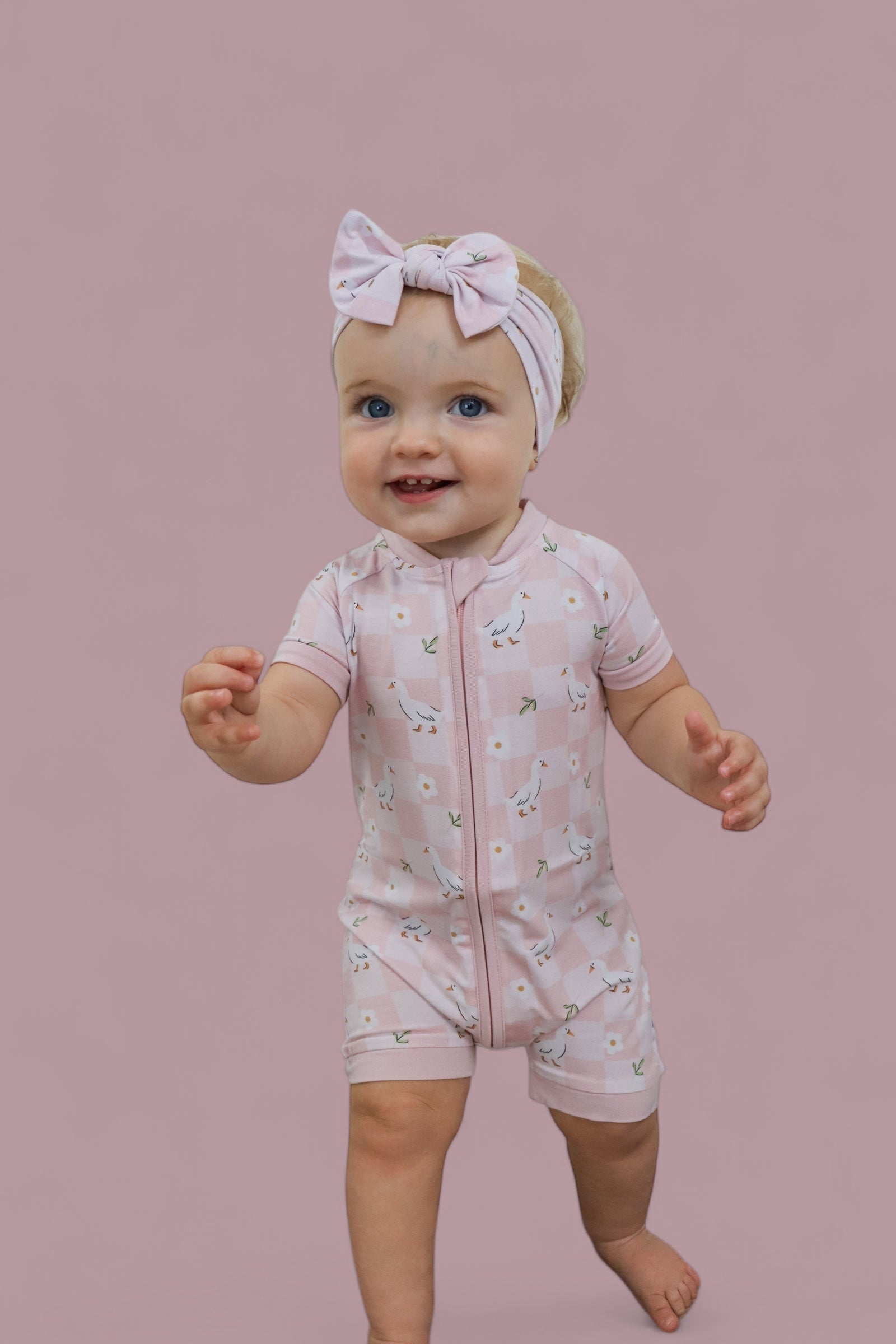 Exclusive Ducks And Daisies Dream Bow