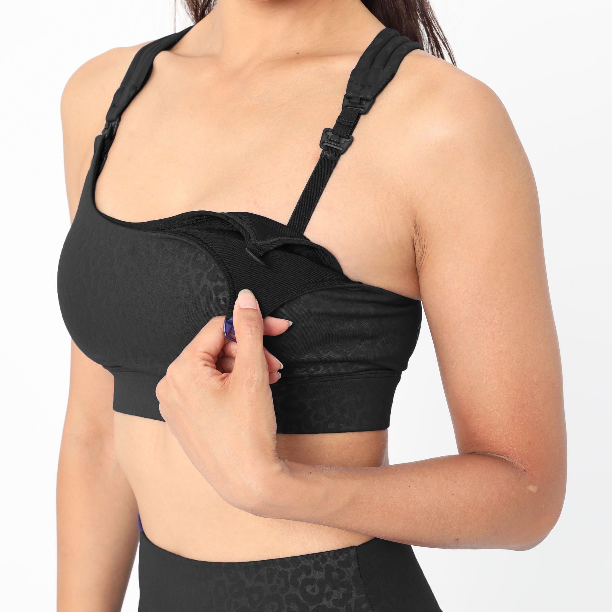 Chloé 4 Running Nursing & Pumping Sports Bra (black Cheetah)