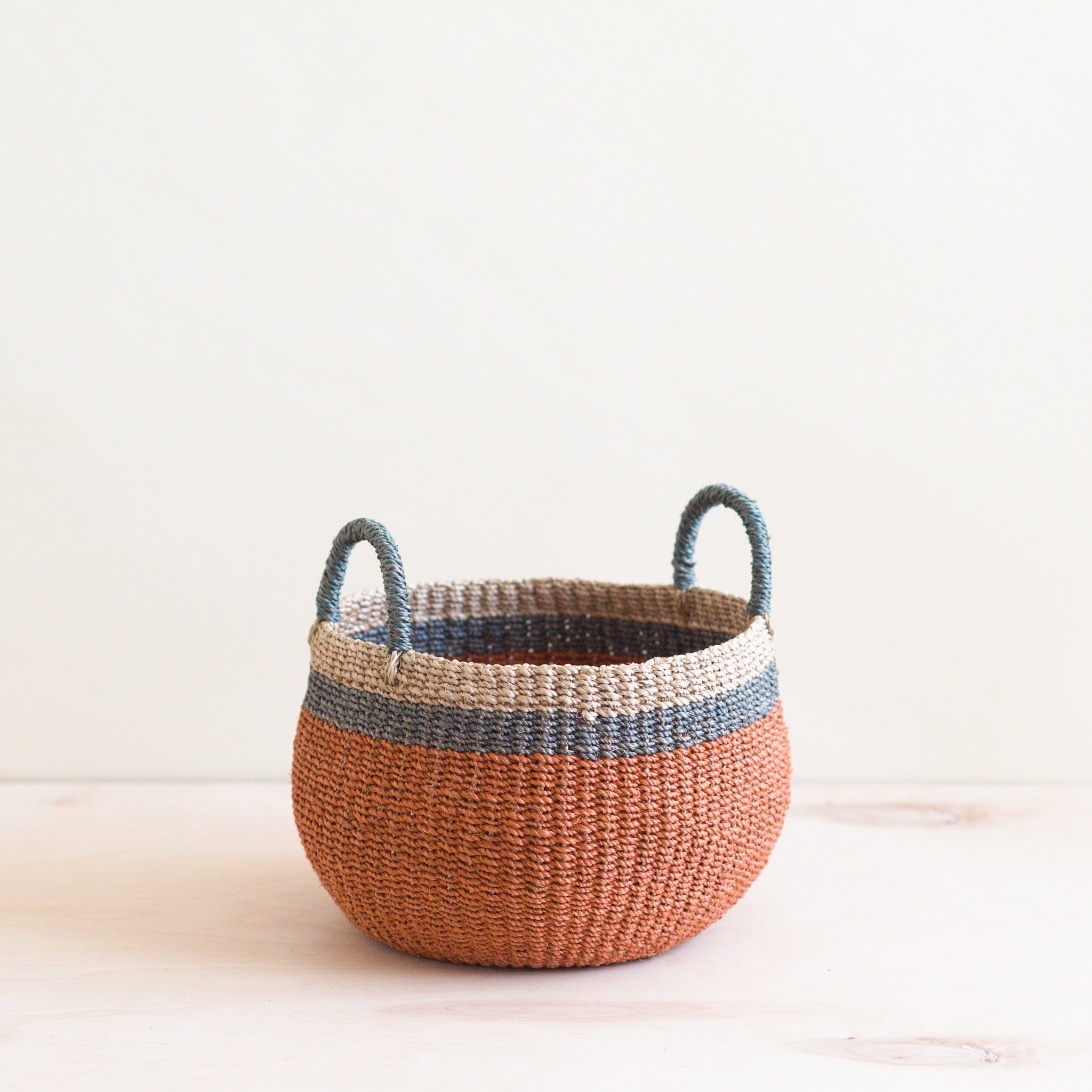 Coral Tabletop Catch-all With Handle - Handcrafted Baskets | Likhâ