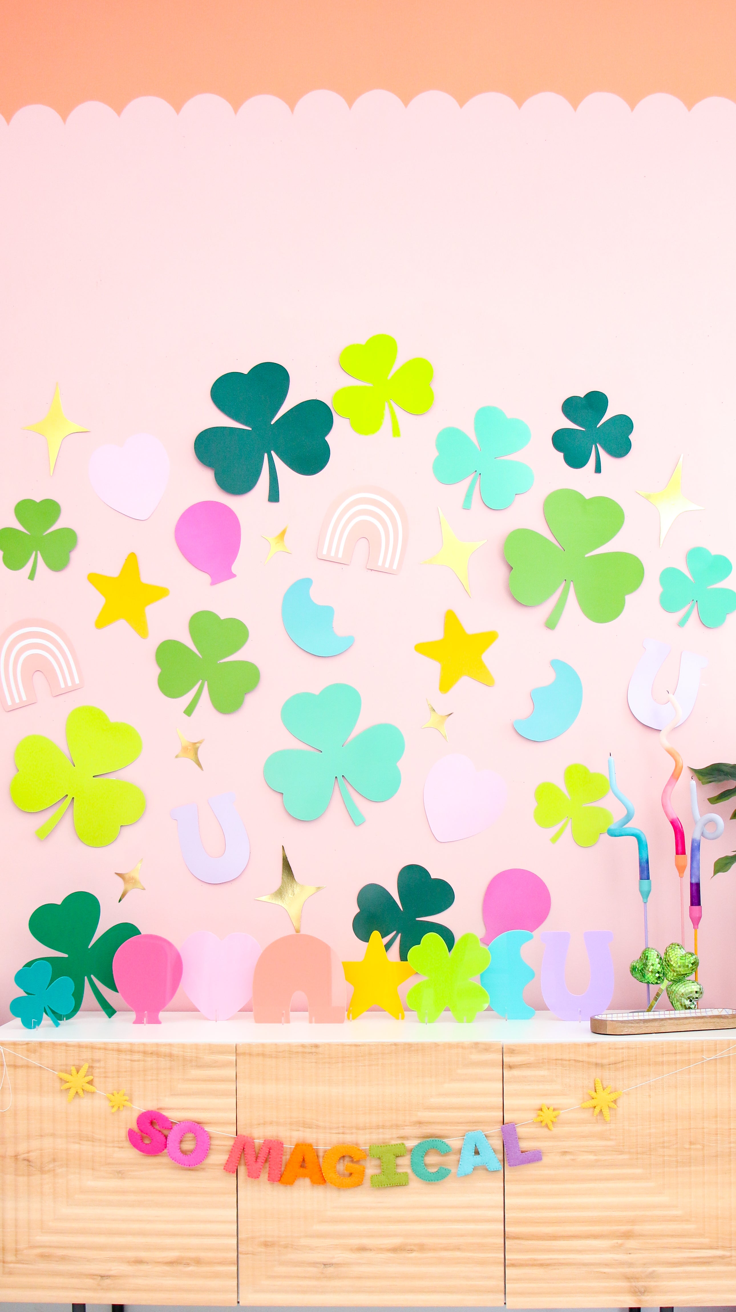 St. Patrick's Day Giant Paper Confetti Decor