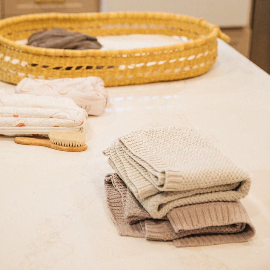 Knitted Blanket<br>thistle