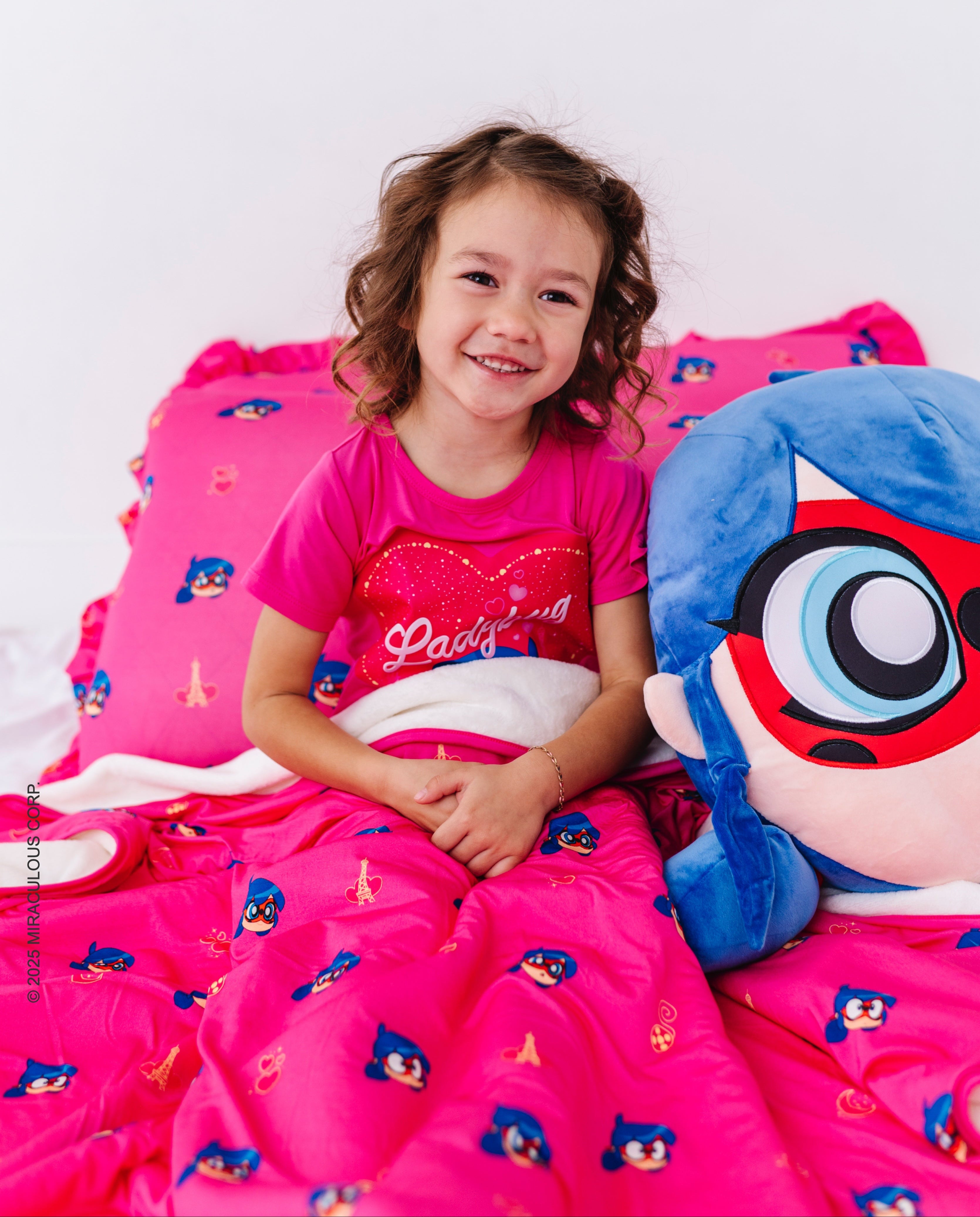 Miraculous™ Chibi Plush Blanket : Ladybug