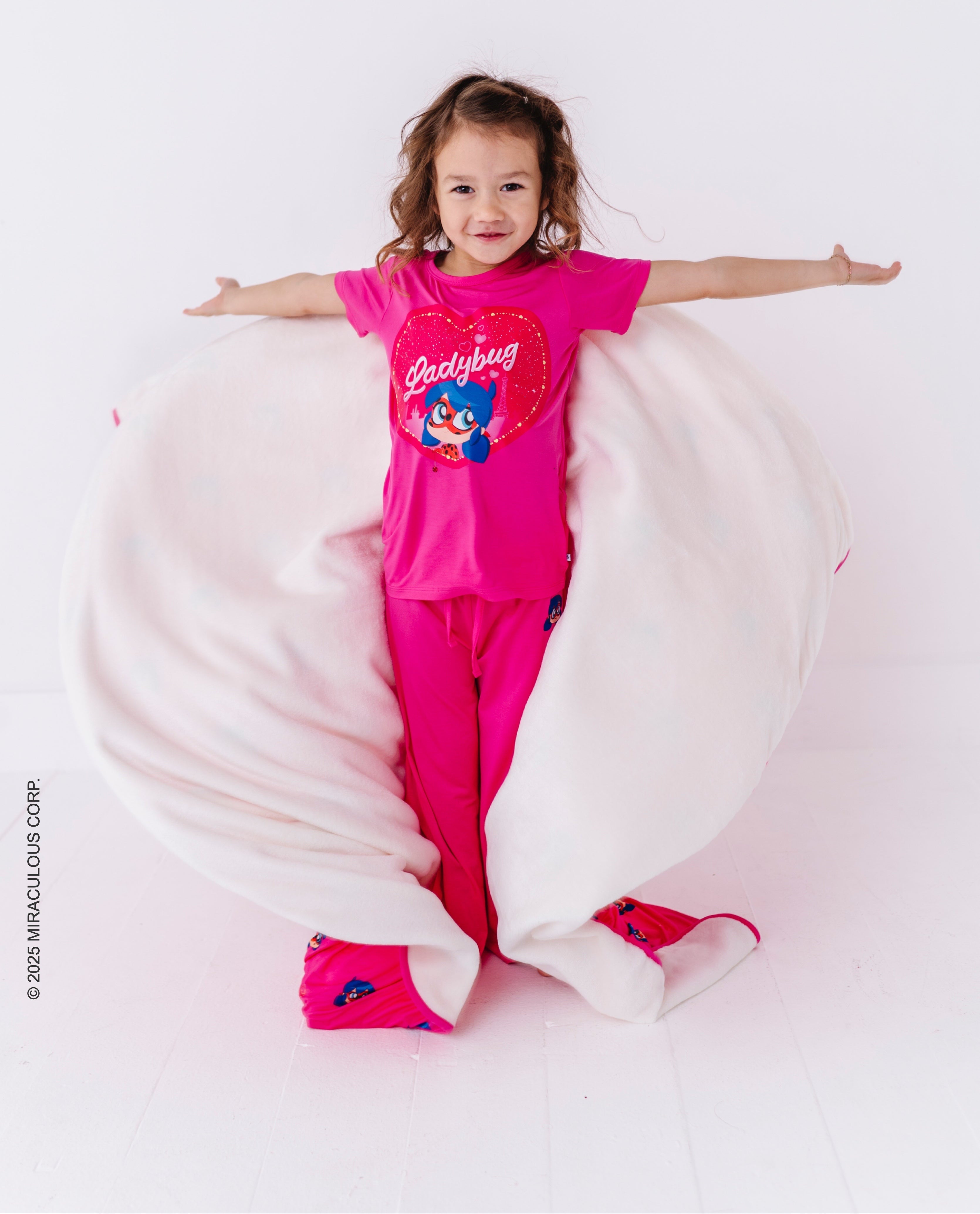 Miraculous™ Chibi Plush Blanket : Ladybug