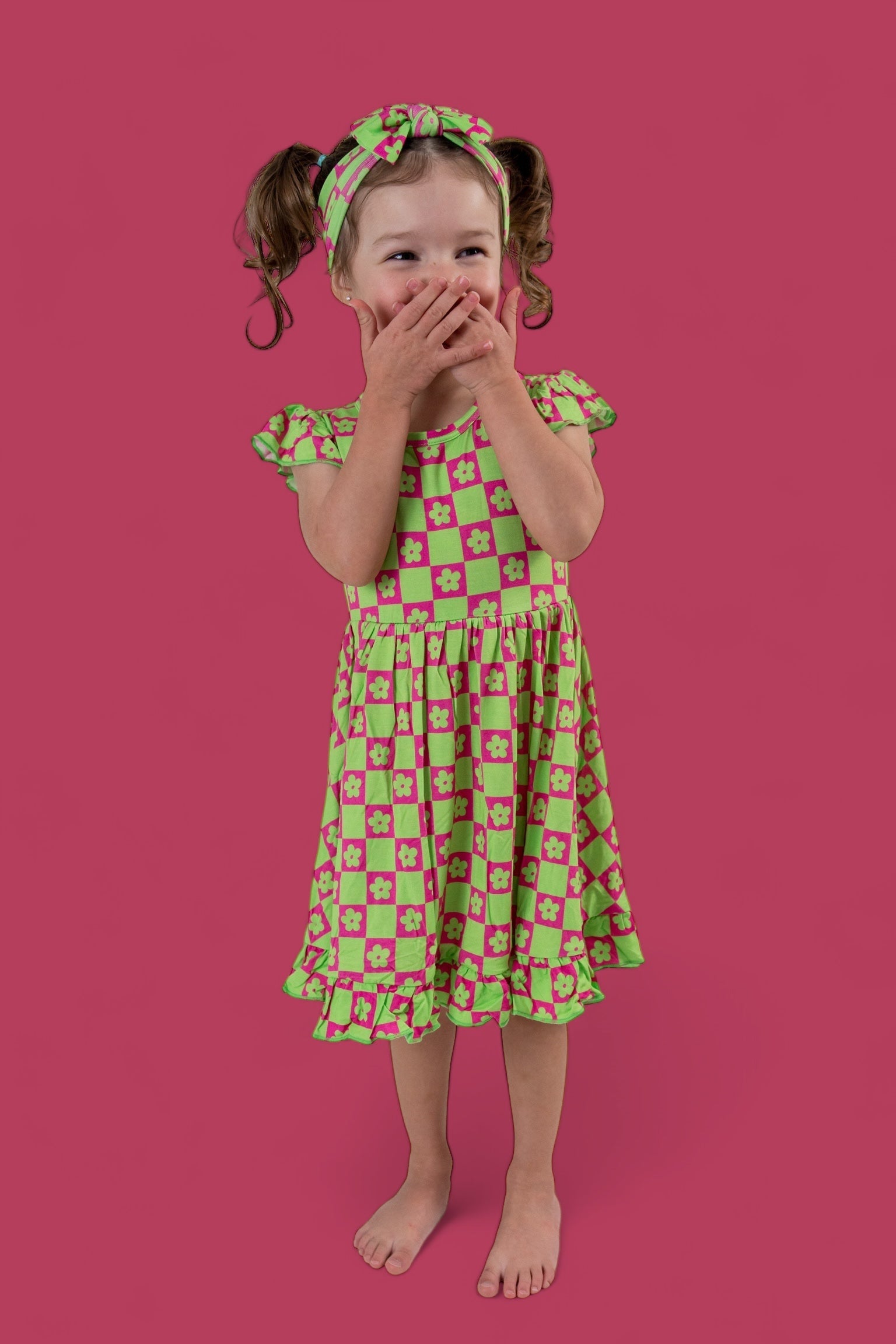 Wild Daisy Checkers Dream Bow