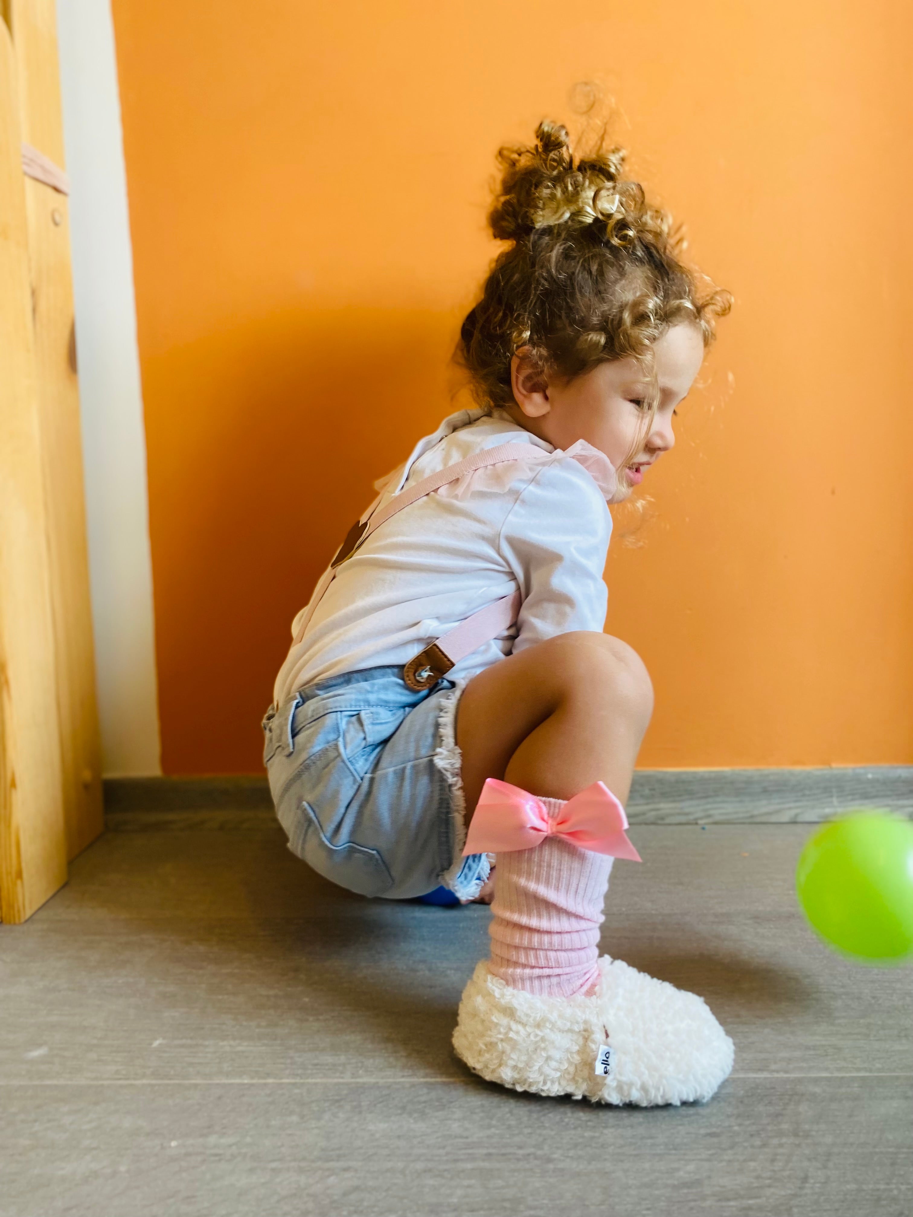 Tedy Baby Booties House Slippers, Non-slip Sole, Organic Cotton Lining, Home Nursery Shoes White