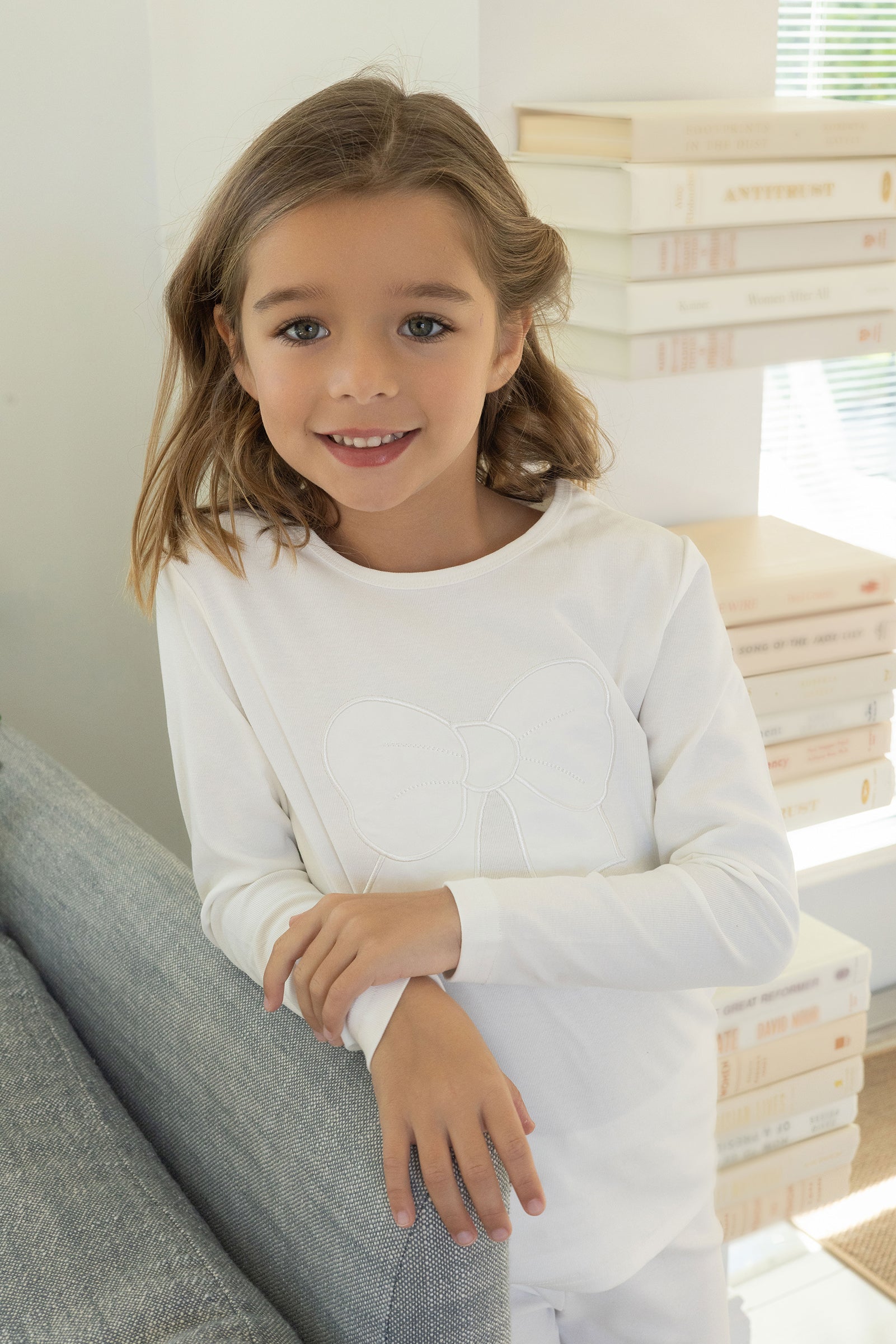 Girls Puffy Bow Loungewear Set