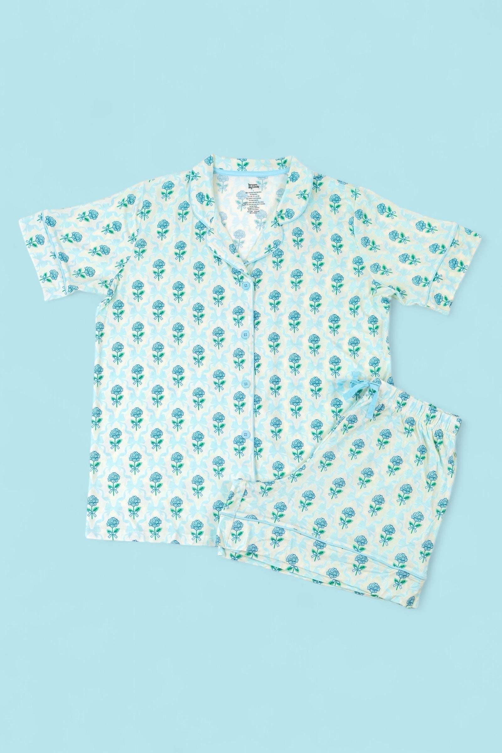 Blue Ribbon Blooms Women’s Dream Short Set