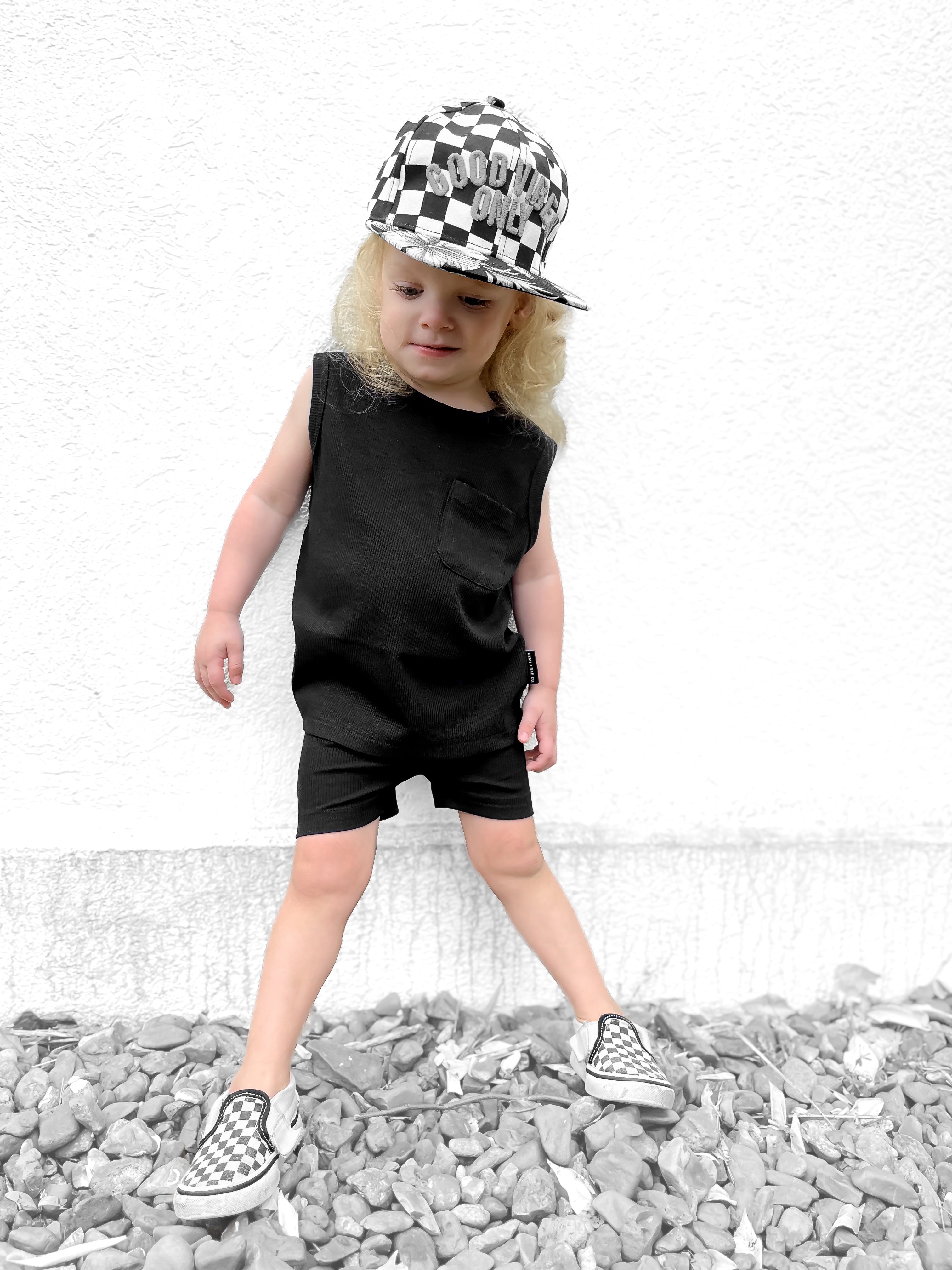 Bamboo Ribbed Biker Shorts - Black