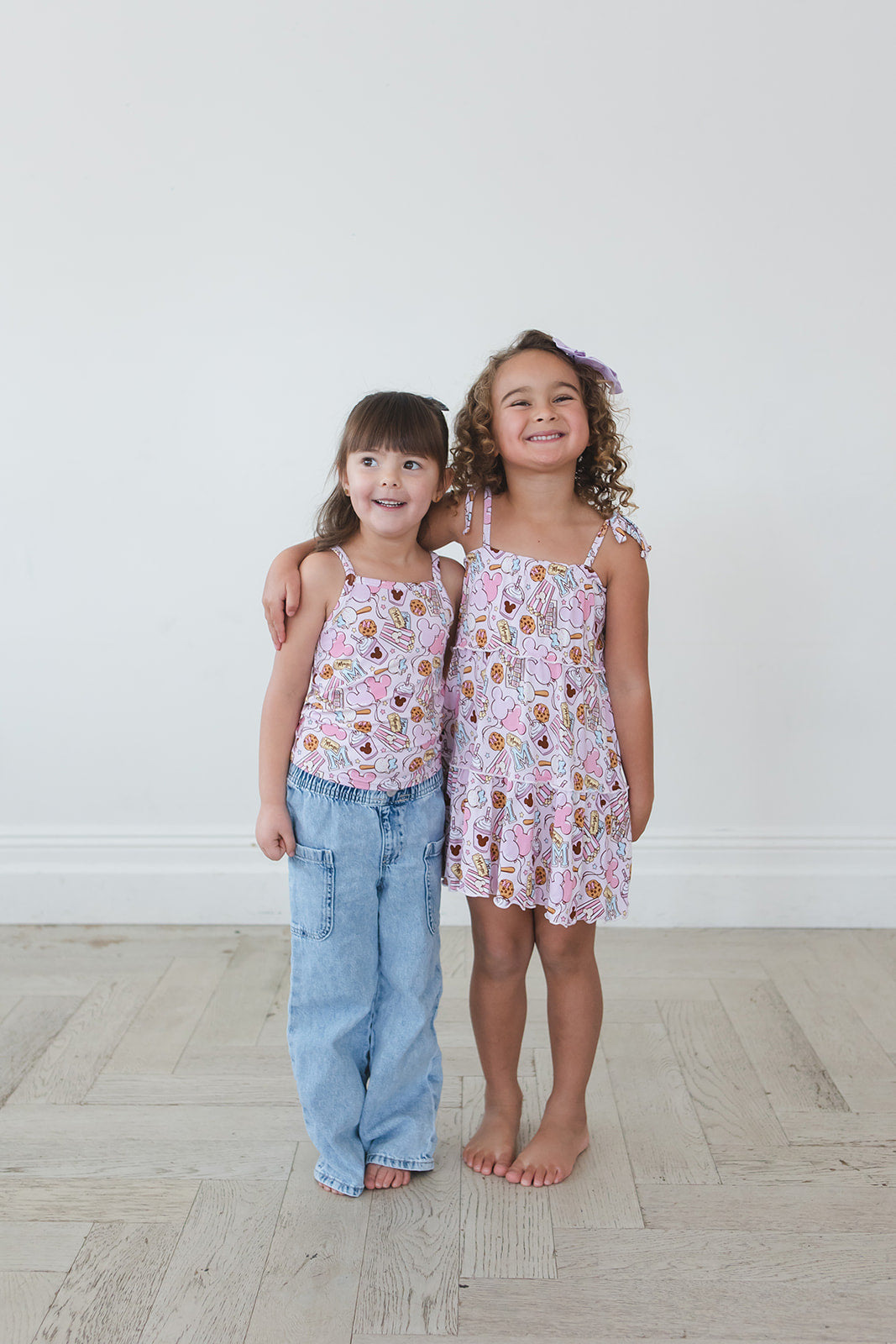 Snacks (pink) - Bamboo Tank